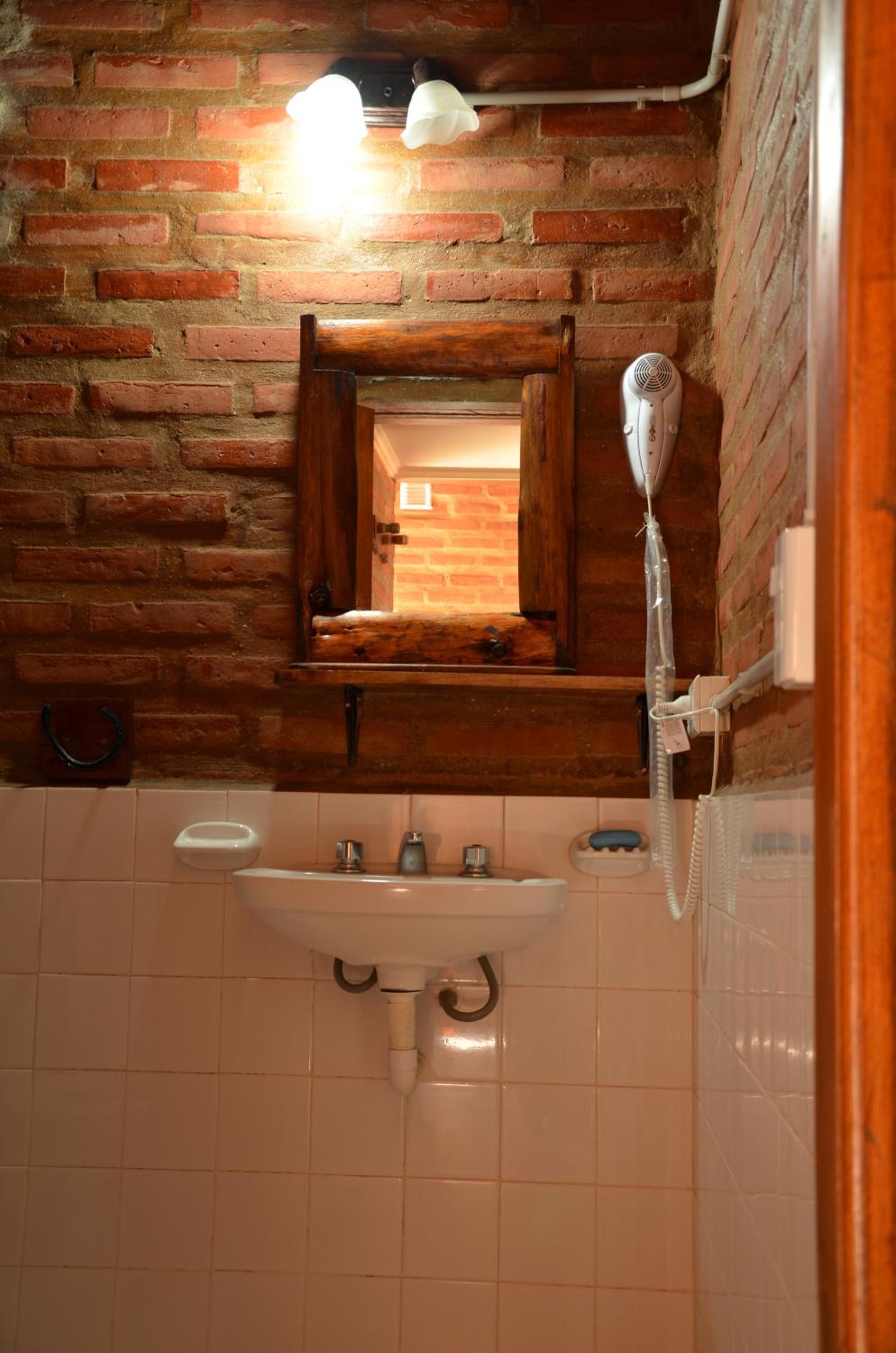 Triple Room with Private Bathroom photo 3