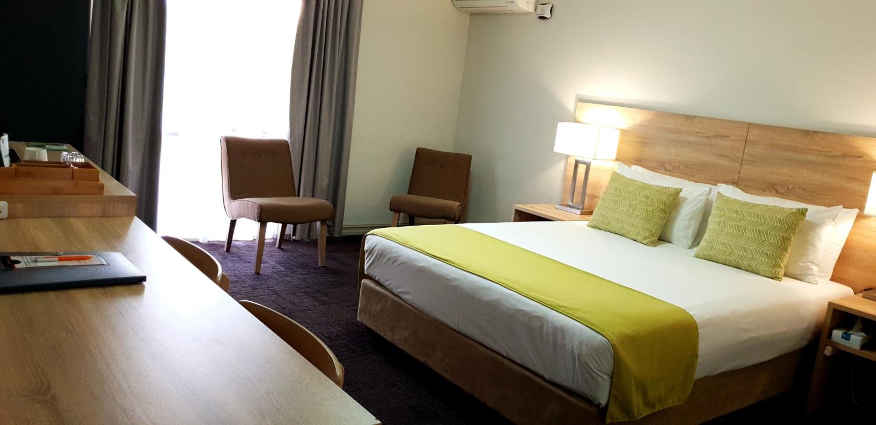 Superior Queen Room - Non-Smoking - Photo 2