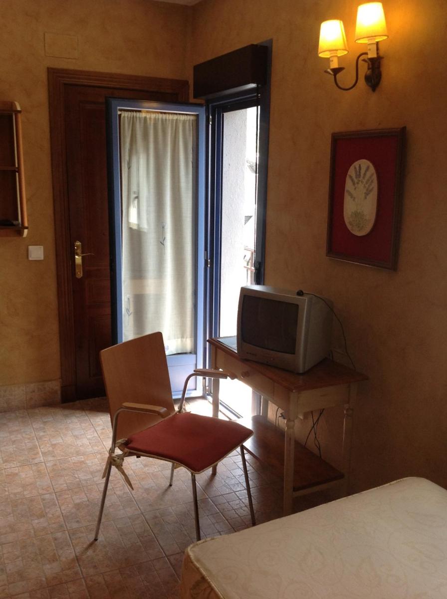 Double Room with Balcony photo 2