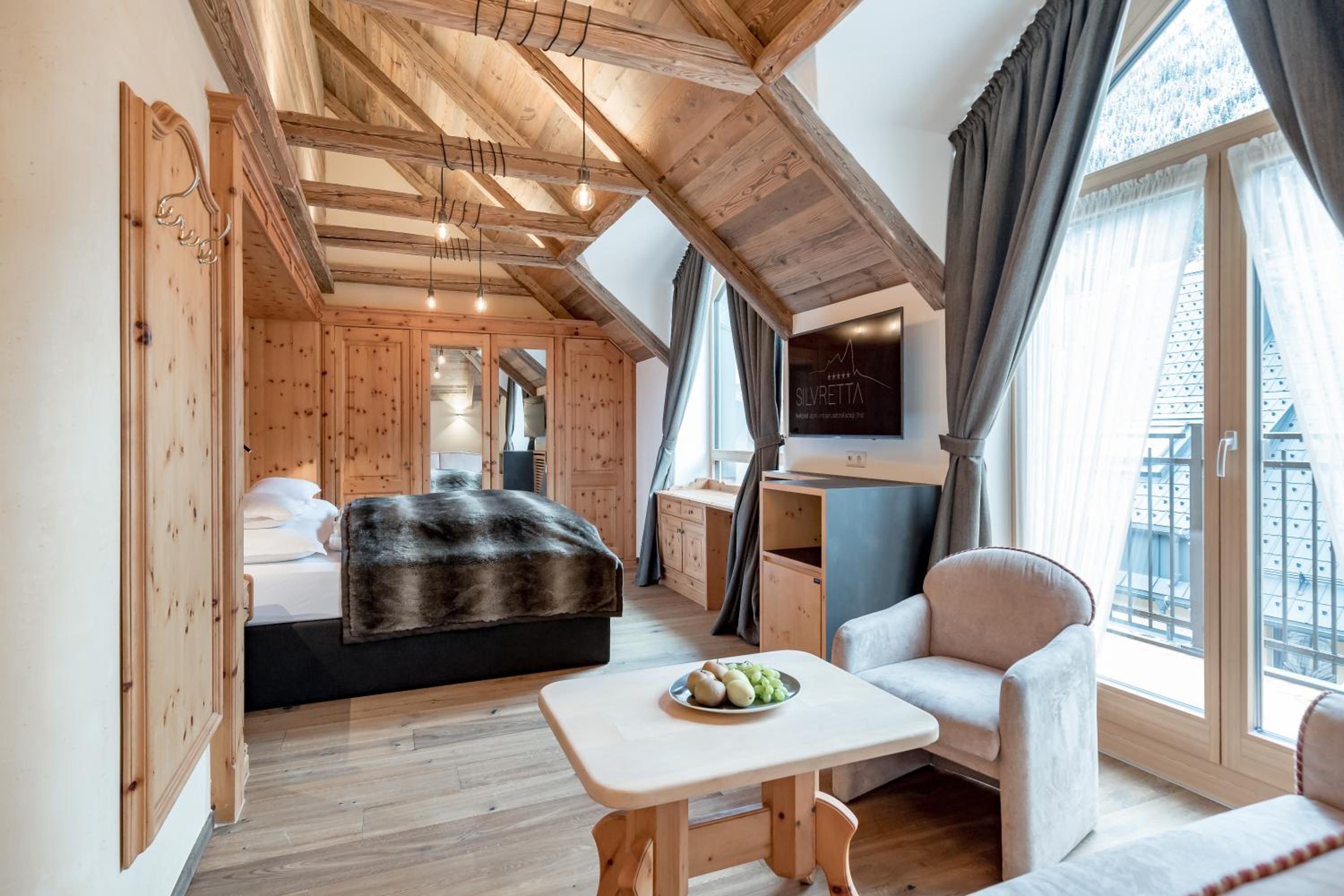 Classic Double Room