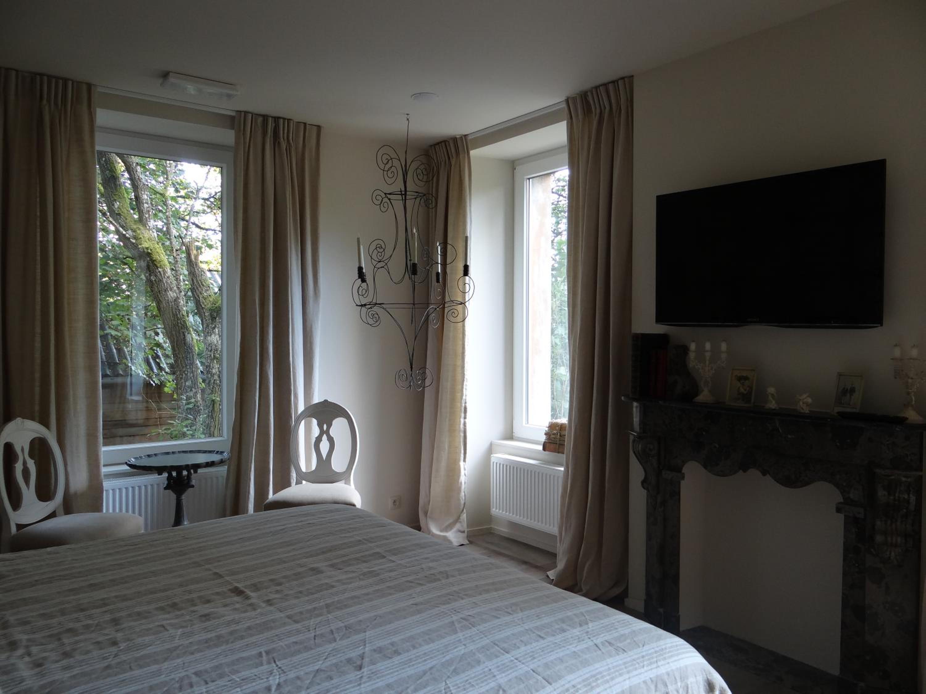 Deluxe Double Room with Balcony photo 1