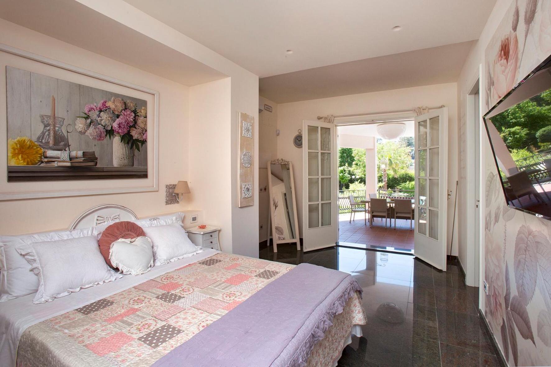 Double Room with Patio
