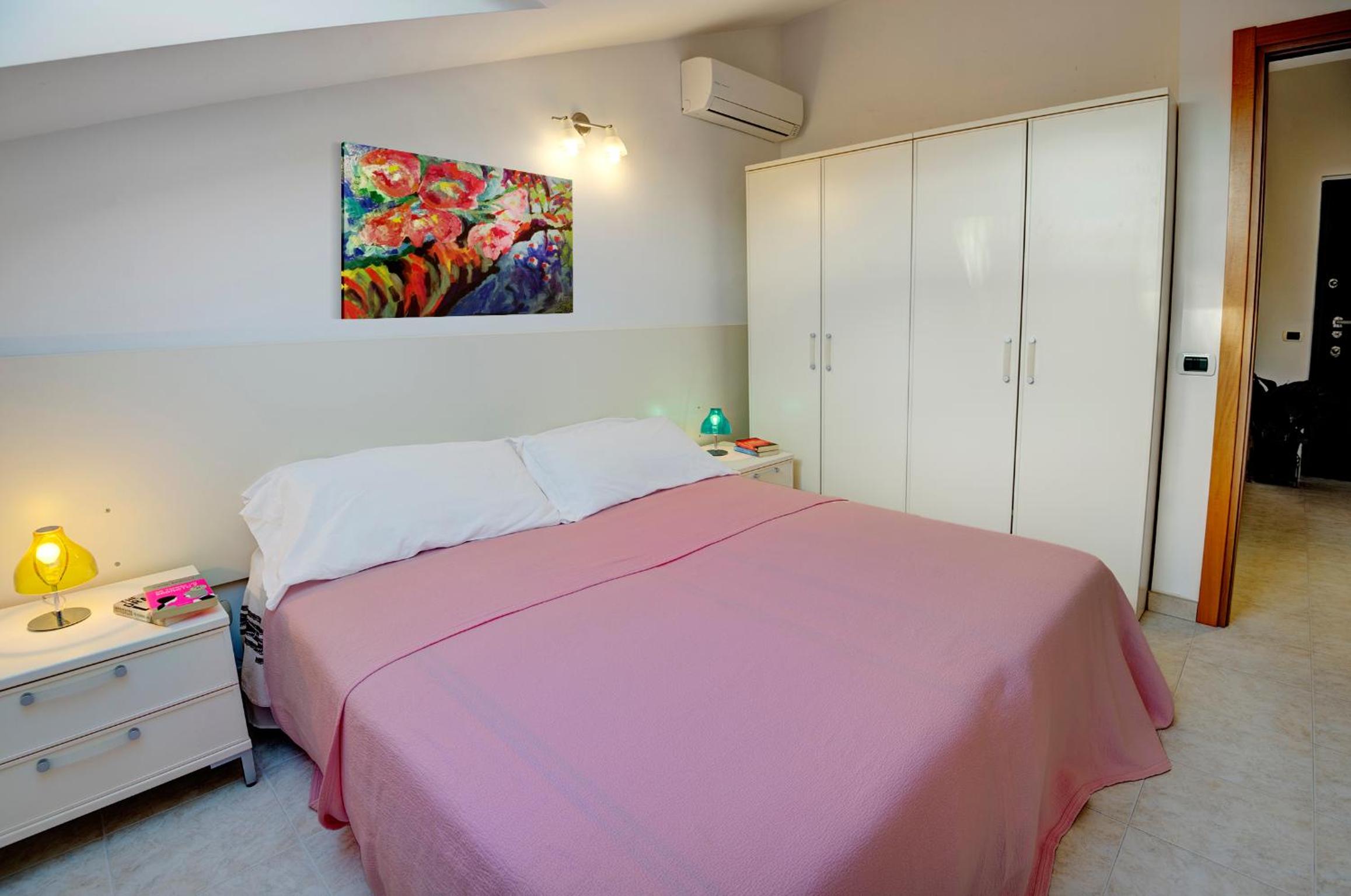 One-Bedroom Apartment (4 Adults) photo 3
