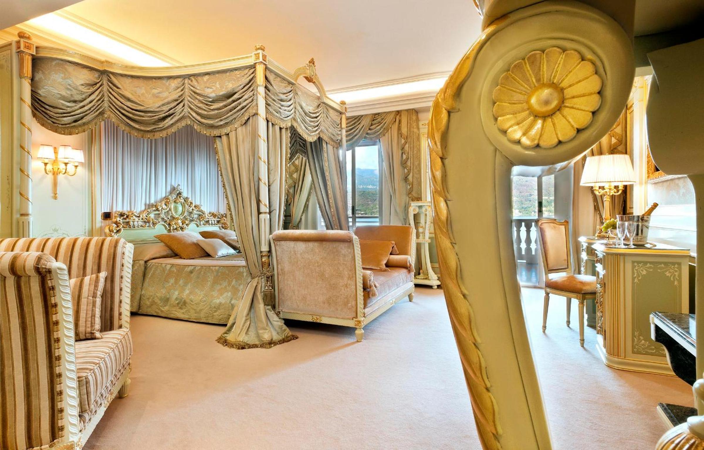 Suite with Lake View - Photo 20