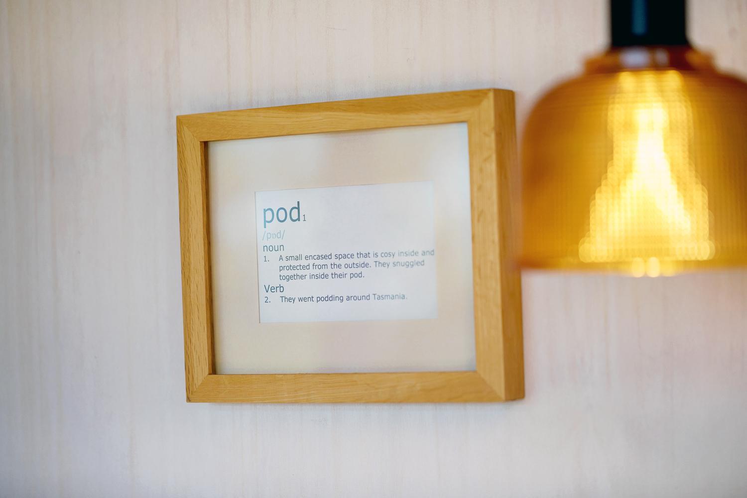 Deluxe Double or Twin Room with Ocean View - The Pea Pod photo 3