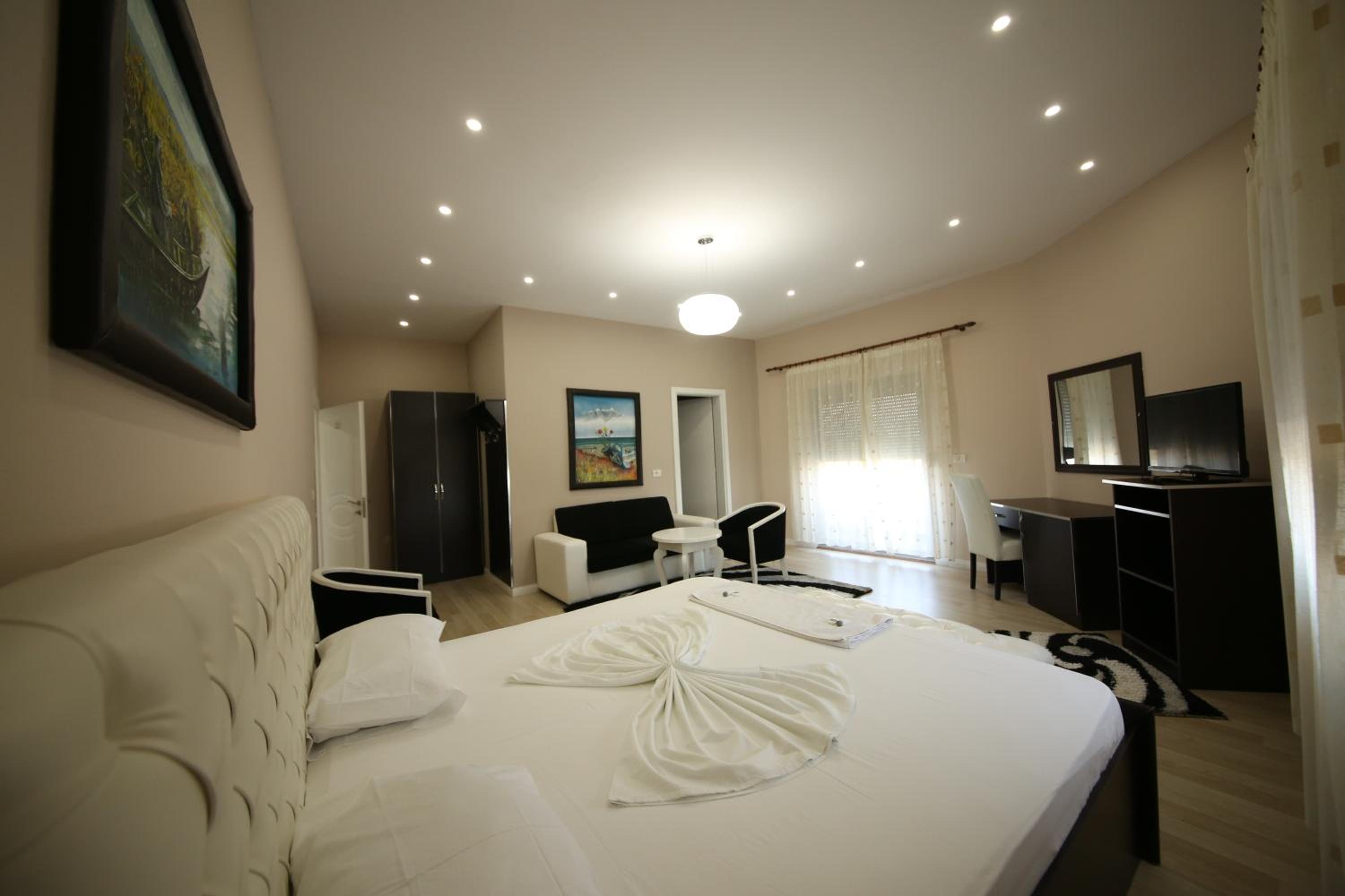 Suite photo 1
