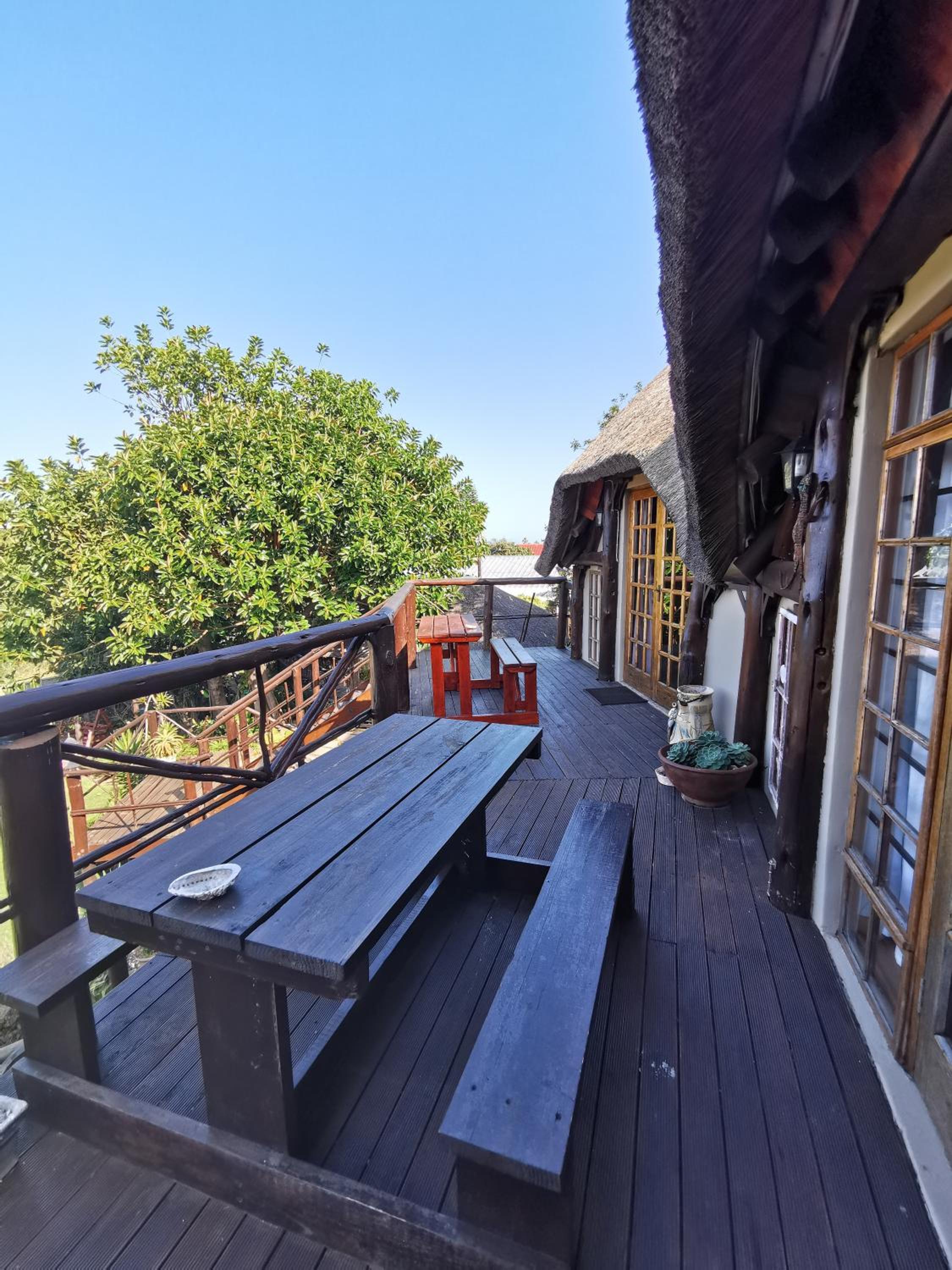 Suite - Photo 5