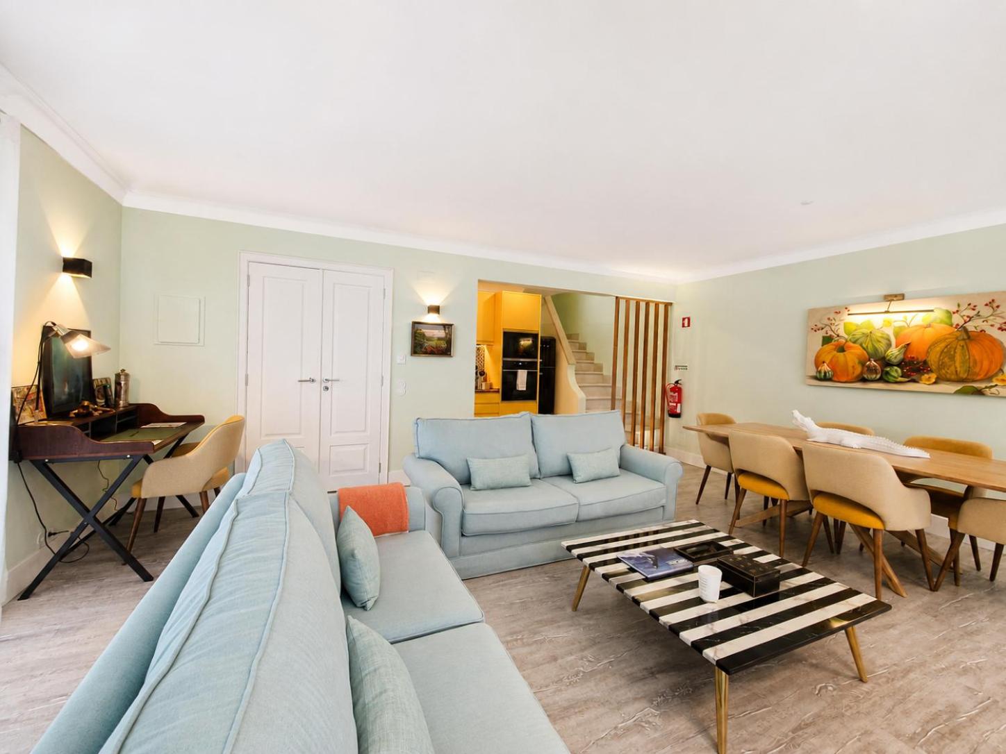Three-Bedroom Villa photo 2