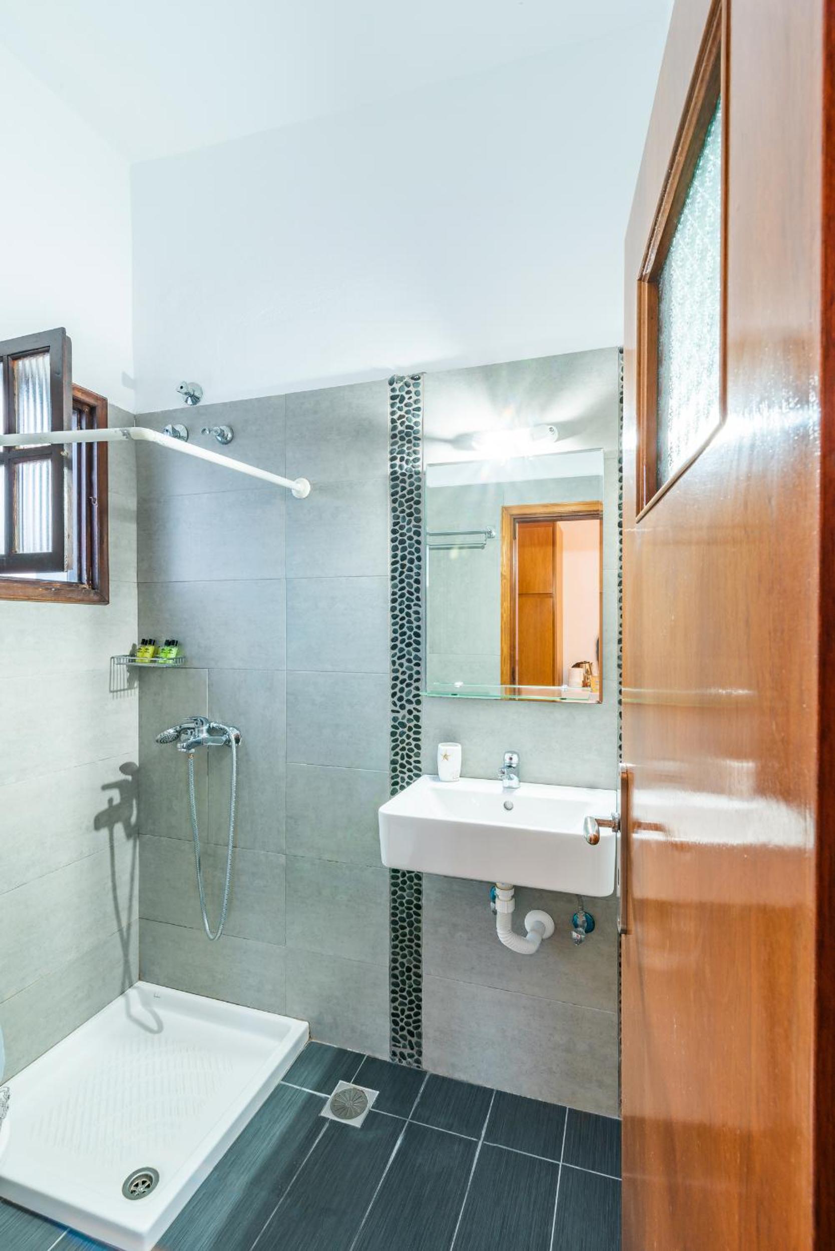 Traditional Double or Single Room photo 2