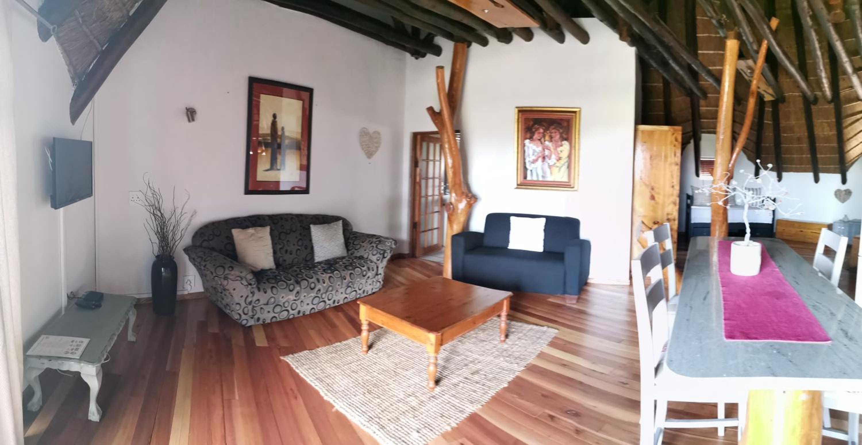 Family Room photo 3