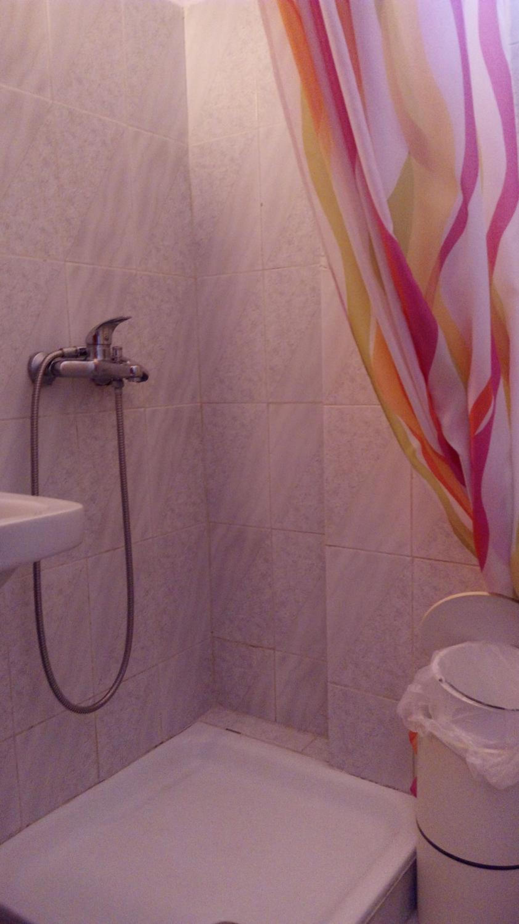 Standard Triple Room with Sea View - Photo 6