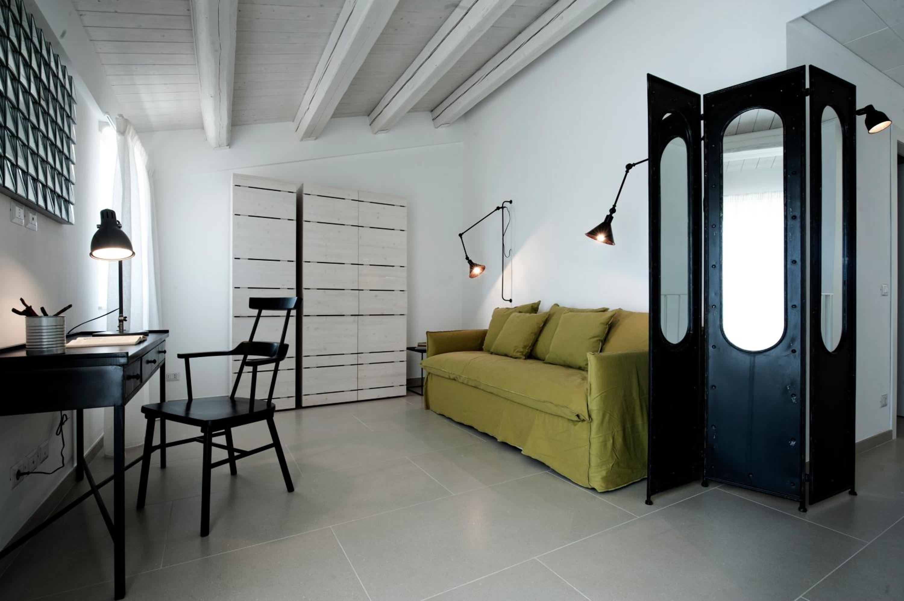 Apartment with Sea View photo 2