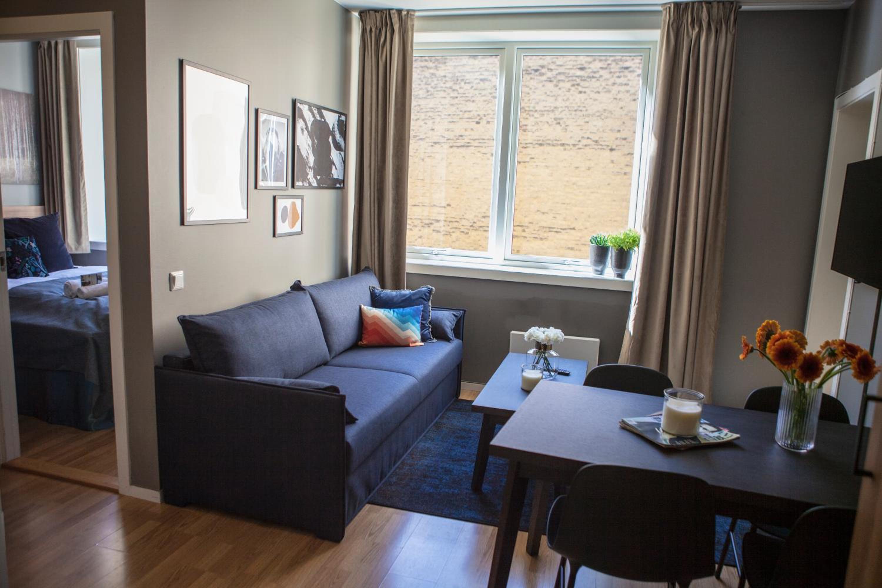 One-Bedroom Apartment - Photo 6