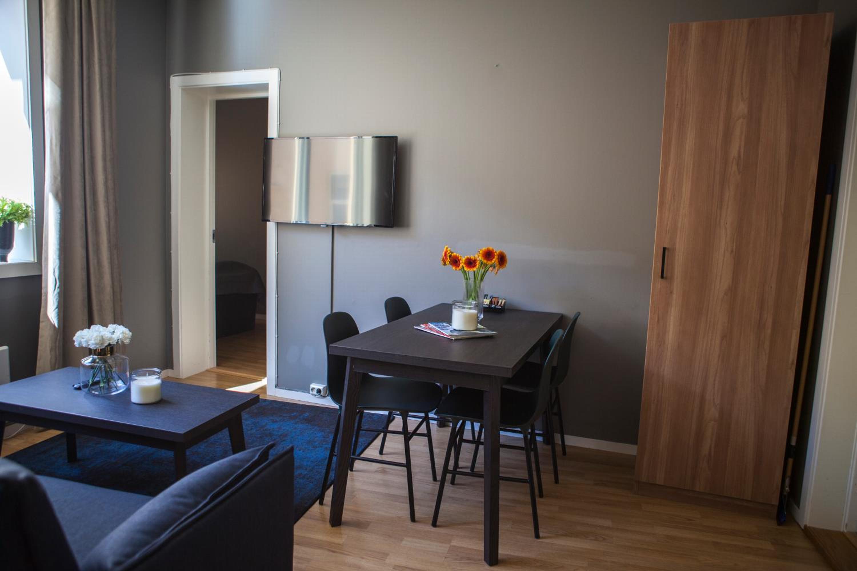 One-Bedroom Apartment - Photo 5