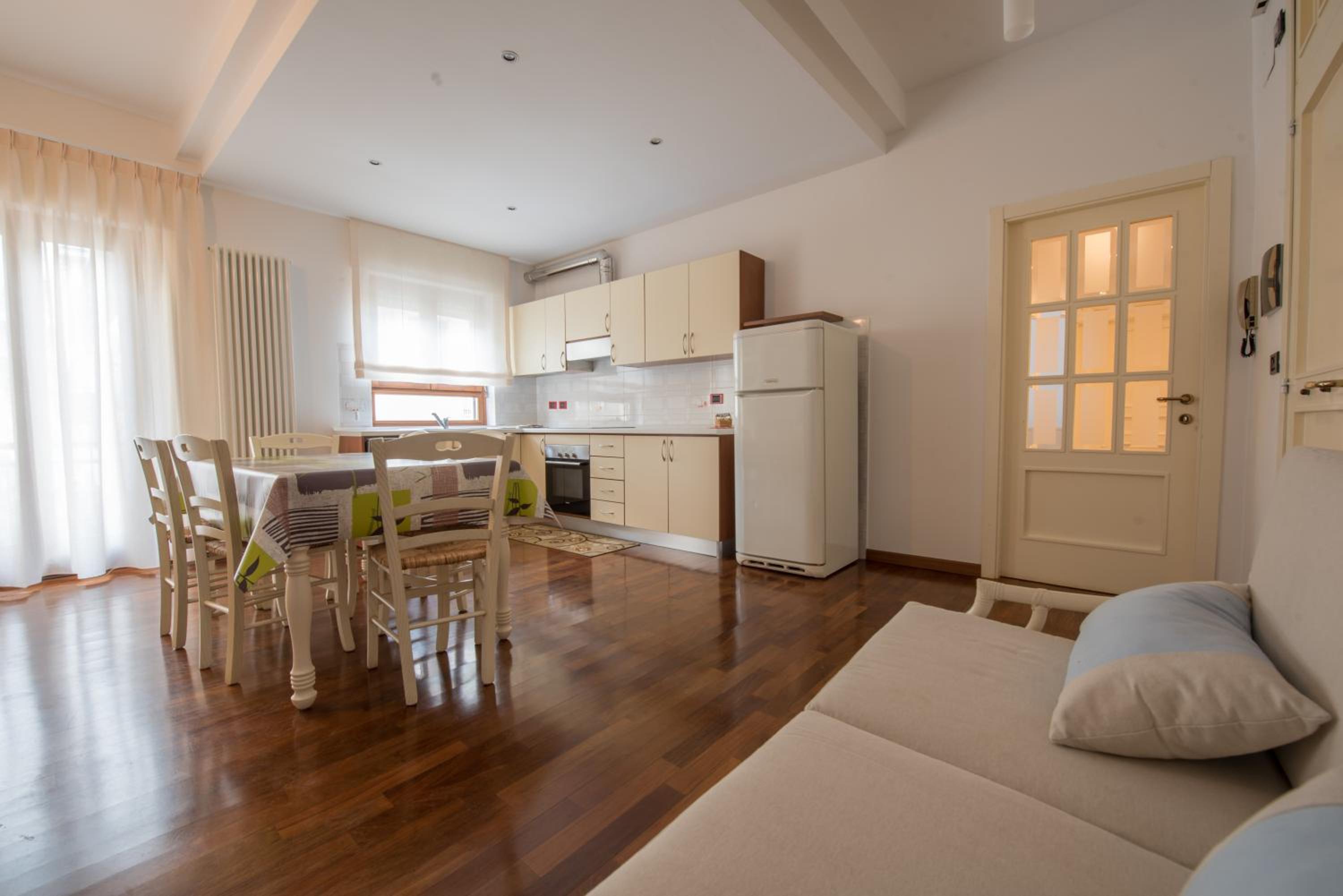 Three-Bedroom Apartment photo 1