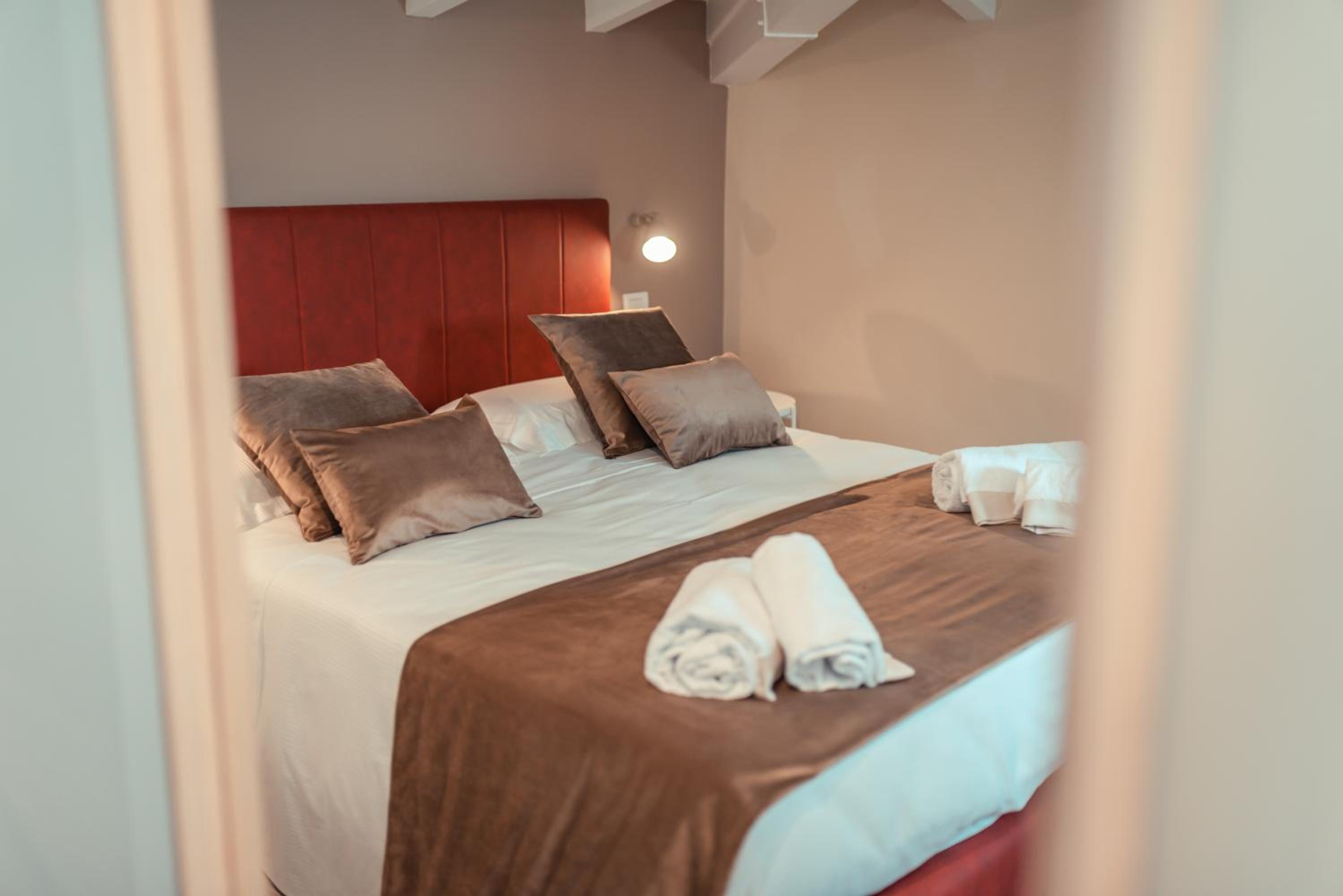 Triple Room with Private Bathroom photo 2