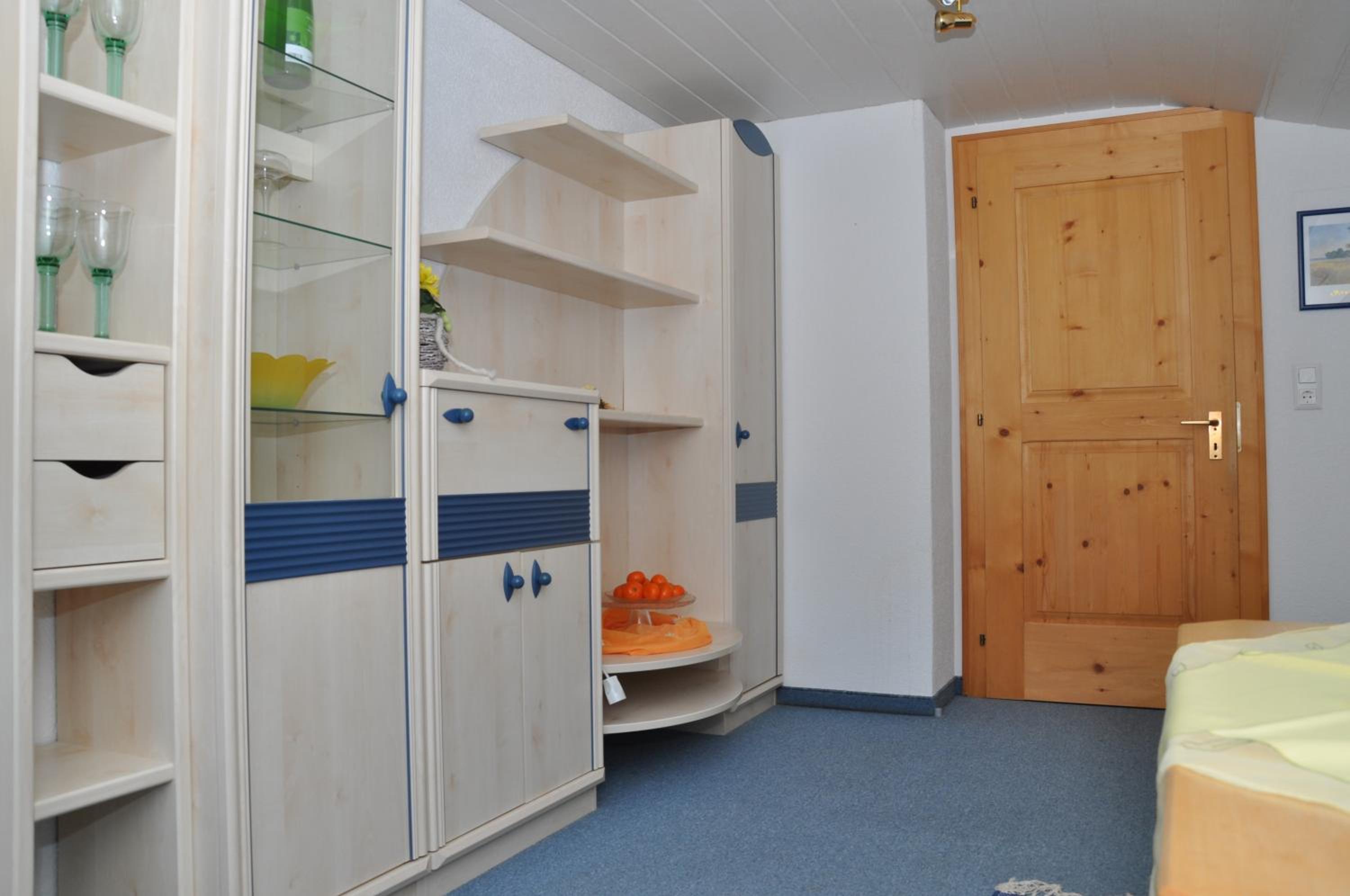 One-Bedroom Apartment with Balcony photo 2