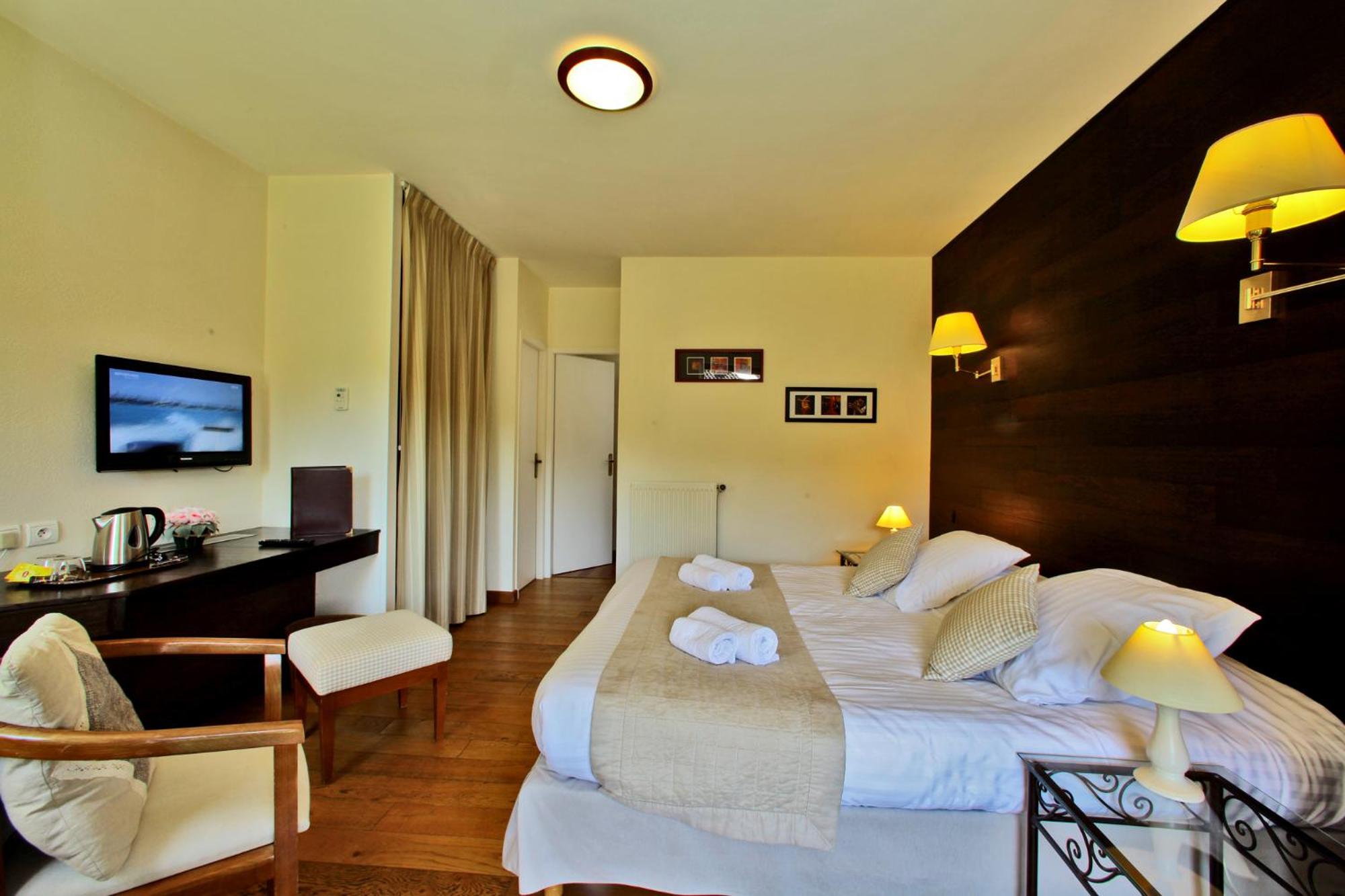 Superior Double Room photo 2