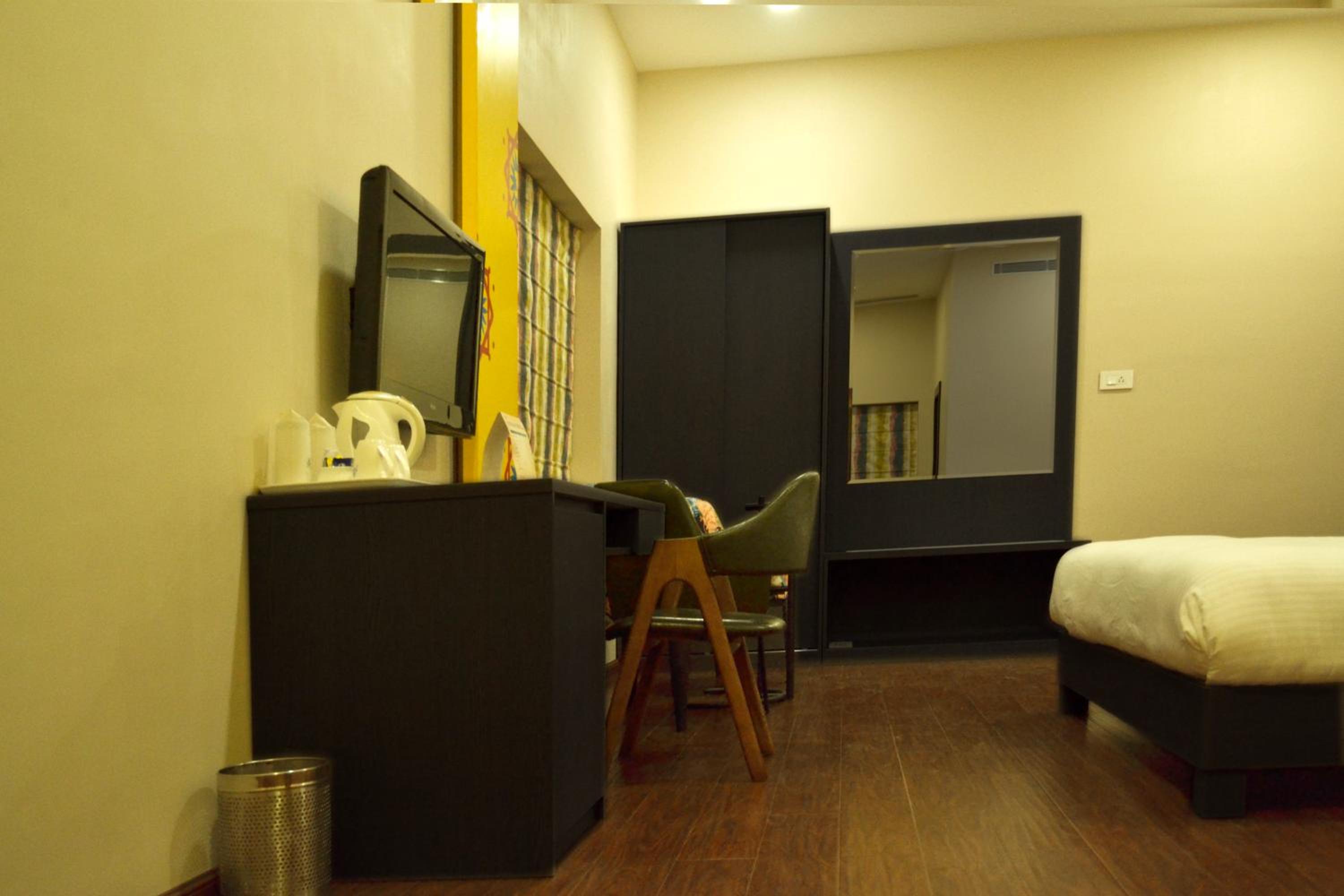 Double or Twin Room - Photo 1