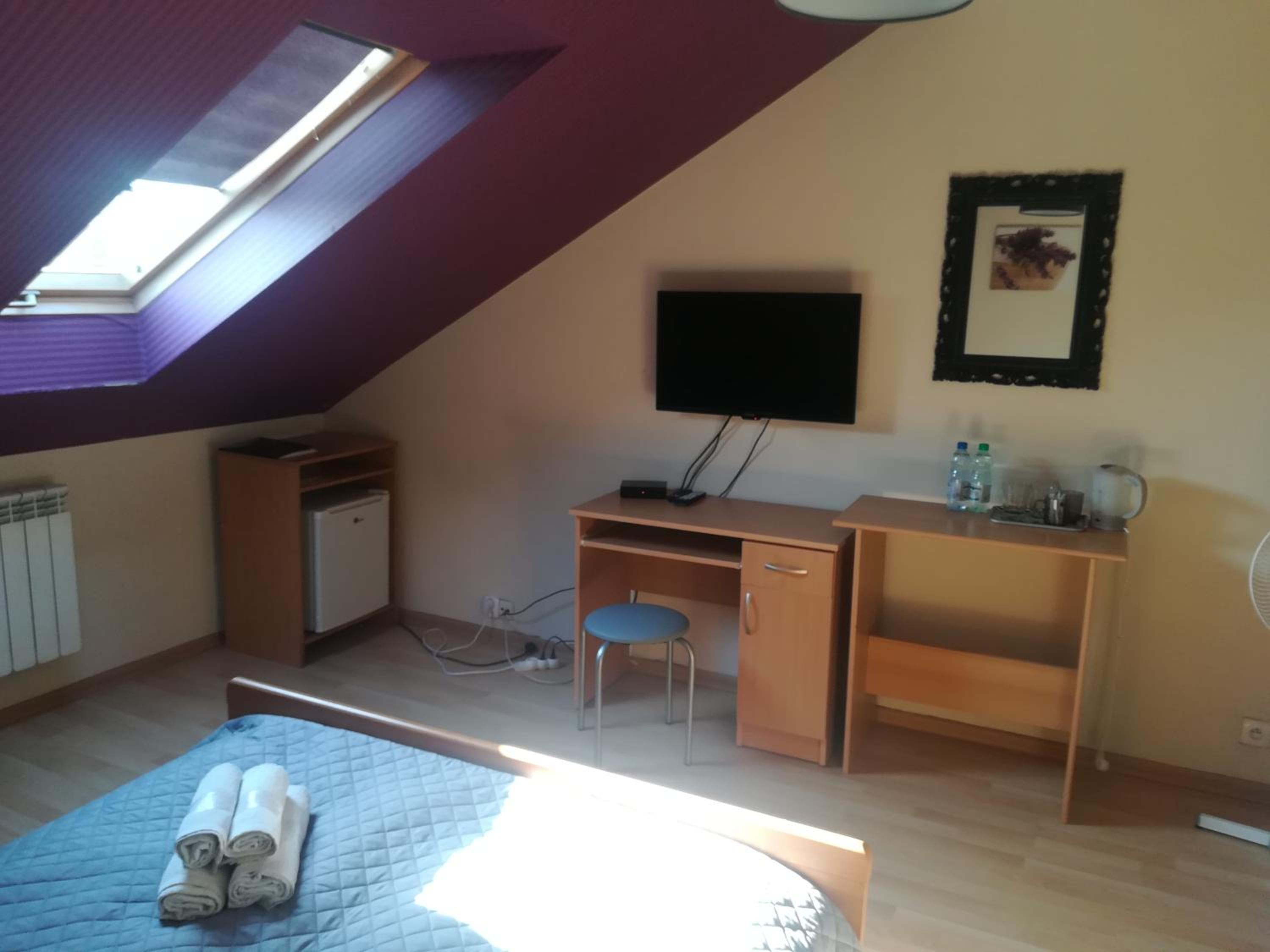 Twin Room - Photo 6