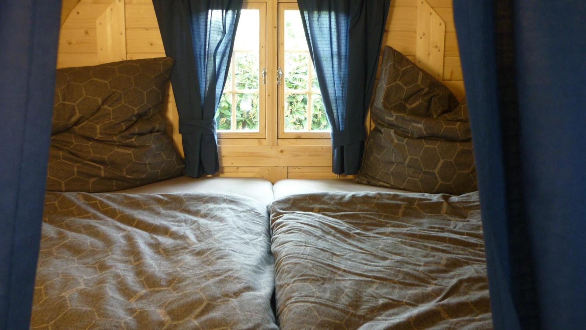Standard Twin Room with Garden View and Shared Bathroom photo 3