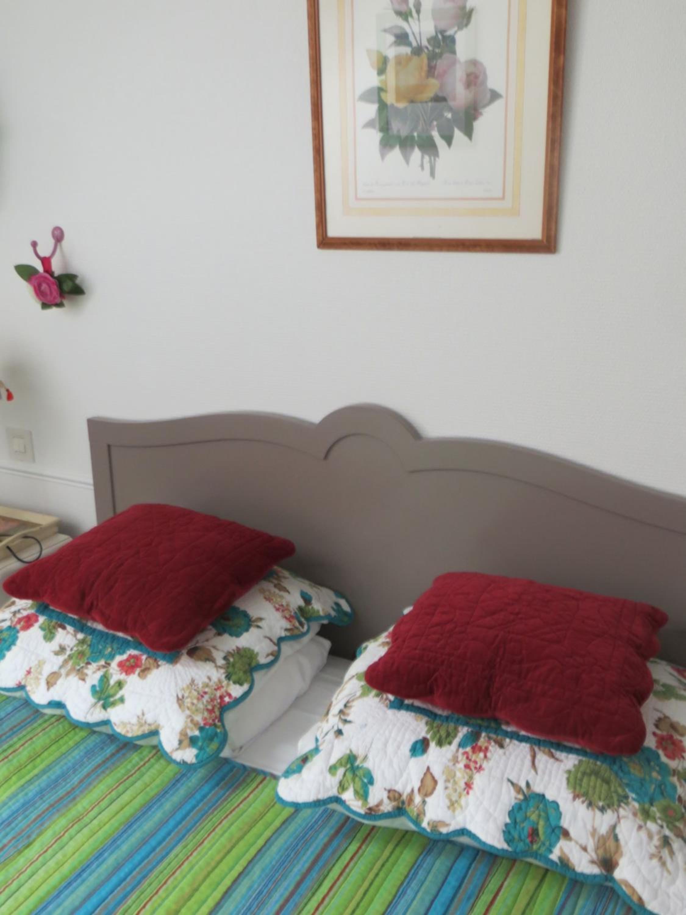 Standard Double Room - Photo 4
