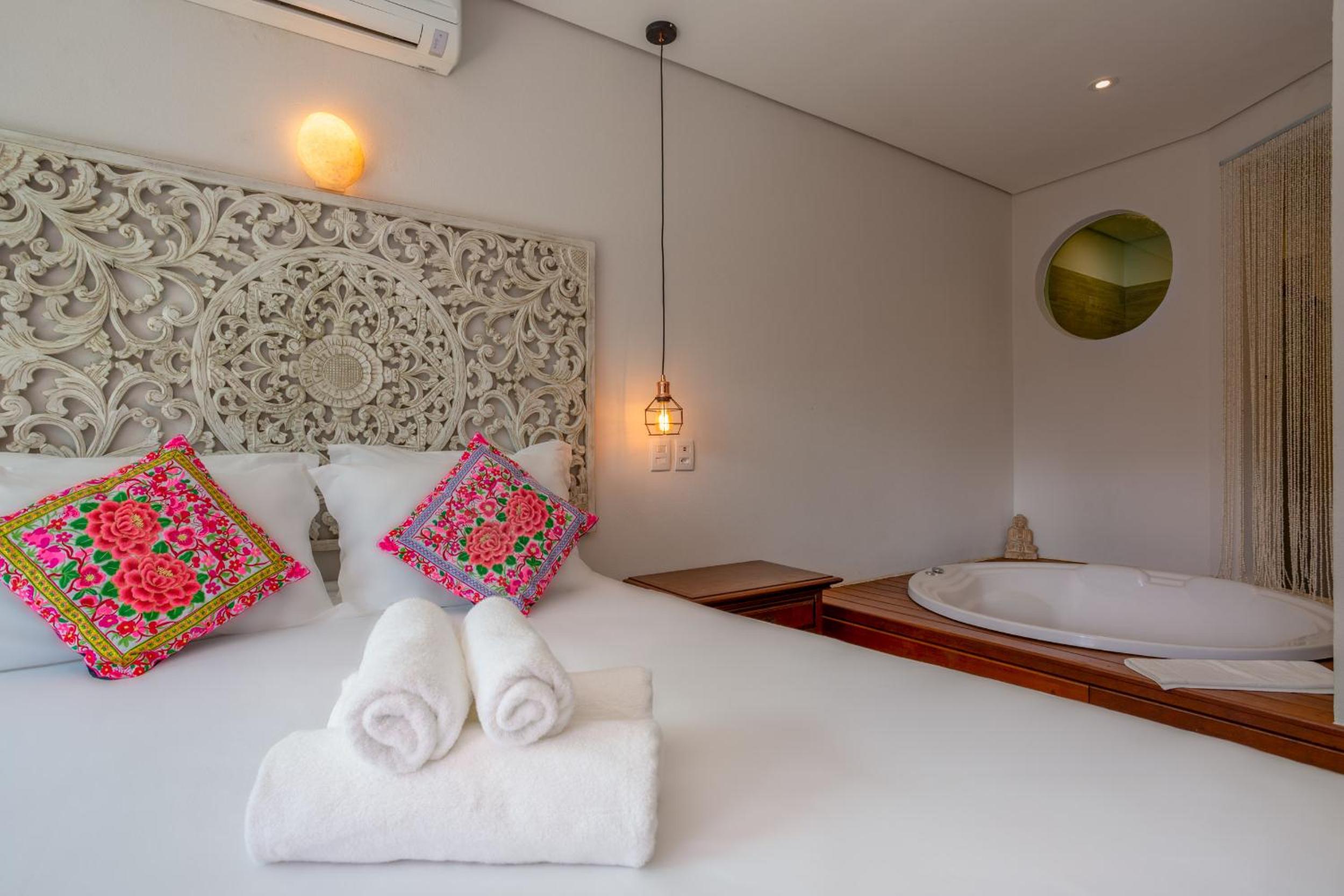 Quadruple Luxury Room with Internal Spa Bath - Photo 5