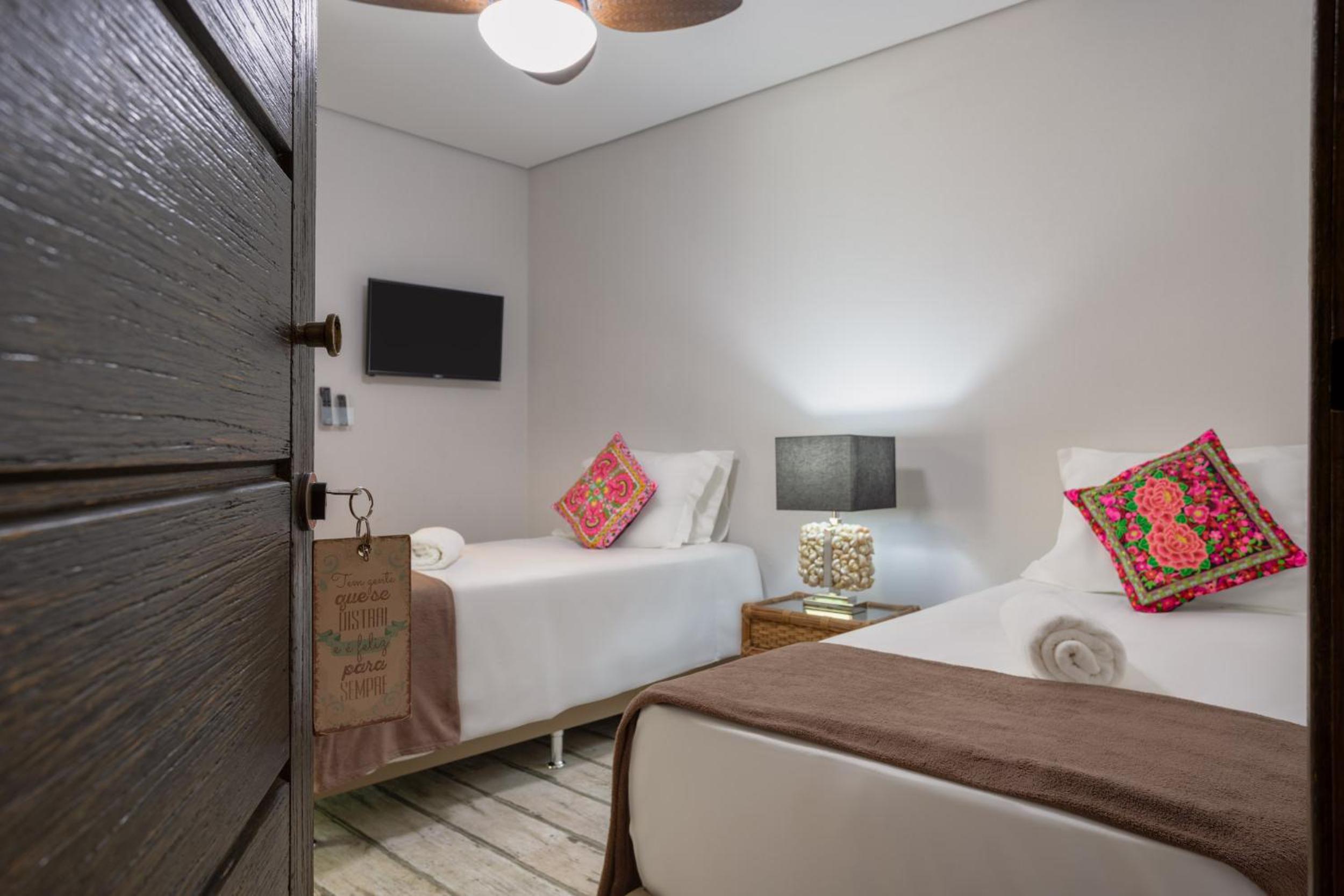Quadruple Luxury Room with Internal Spa Bath - Photo 6
