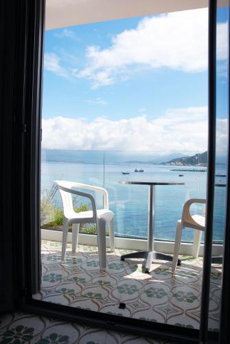 Double Room - Photo 11