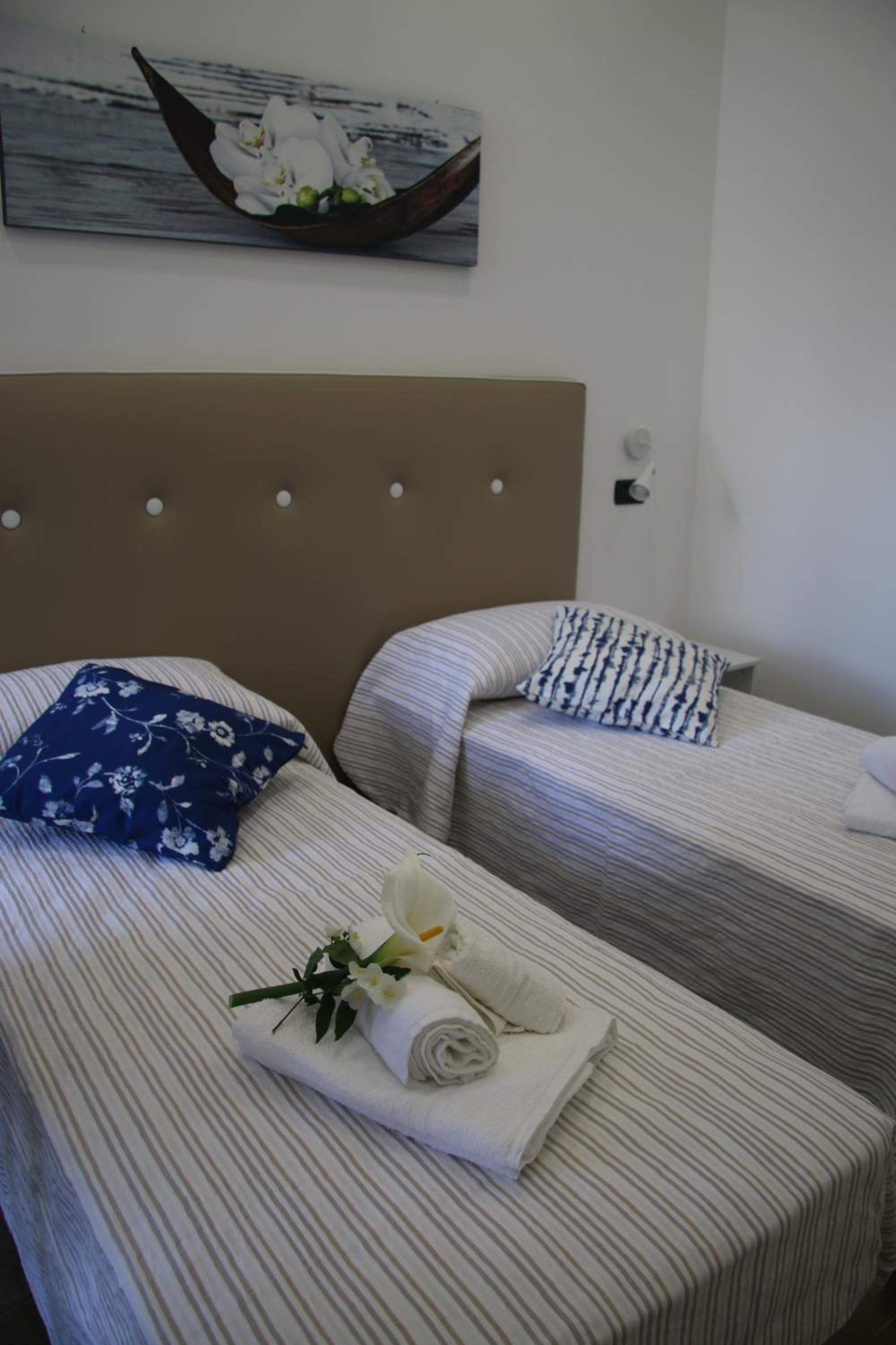 Double or Twin Room with Garden View