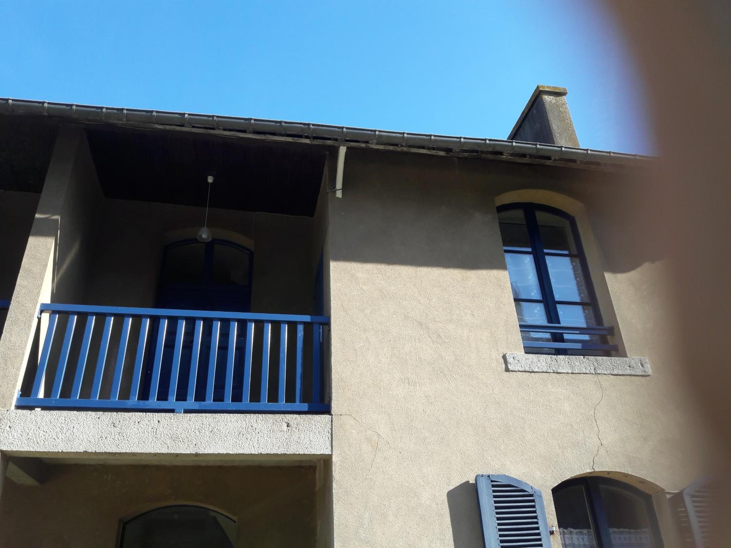 Studio Apartment - Photo 8
