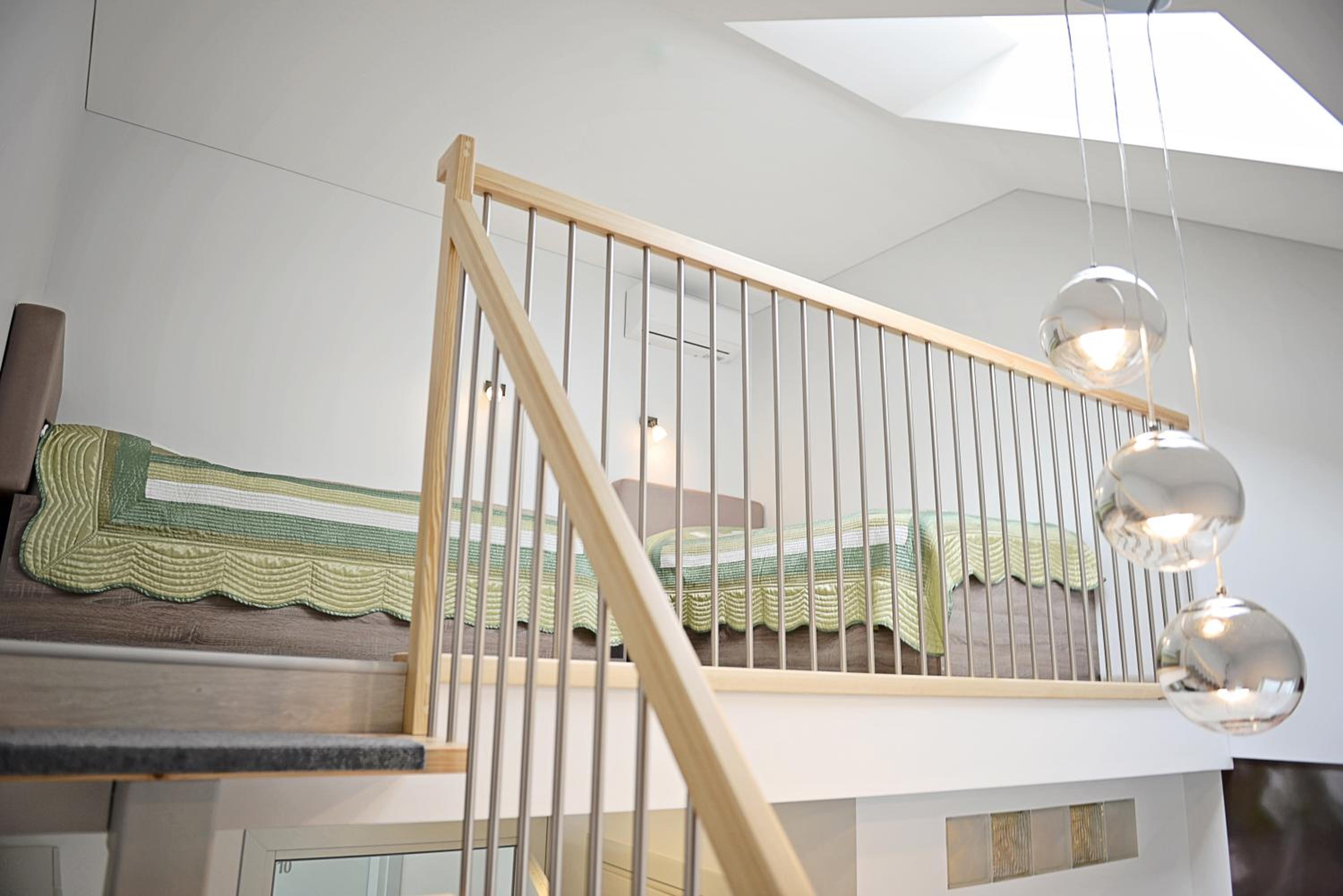 Loft - Photo 13