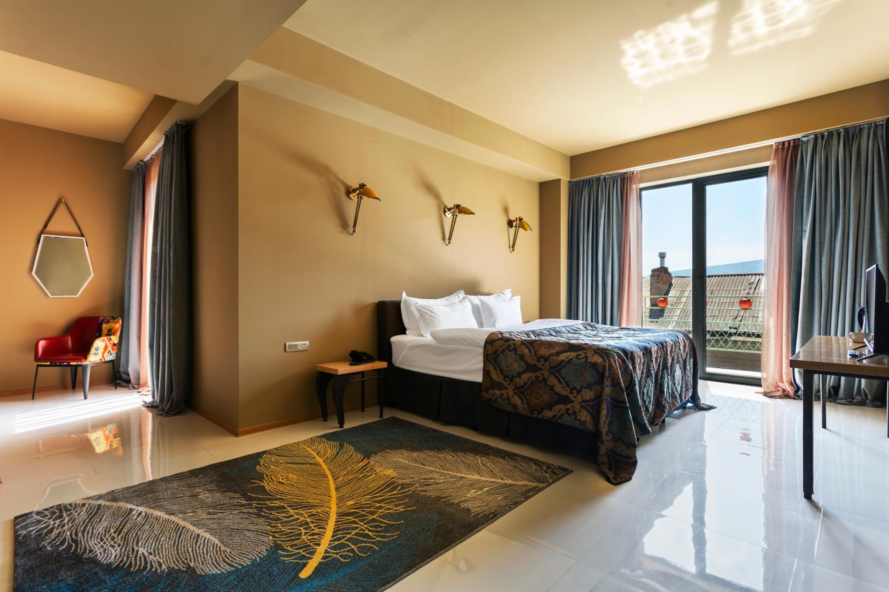 Triple Room with Balcony - Photo 1