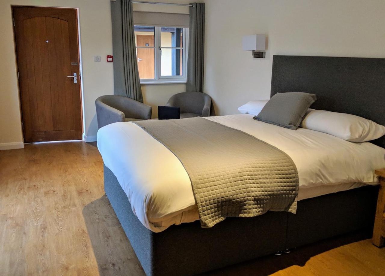 Standard King Room - Photo 1
