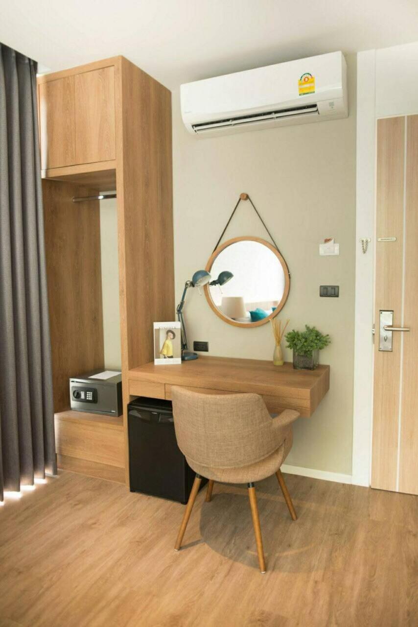 Queen Room with Balcony photo 3