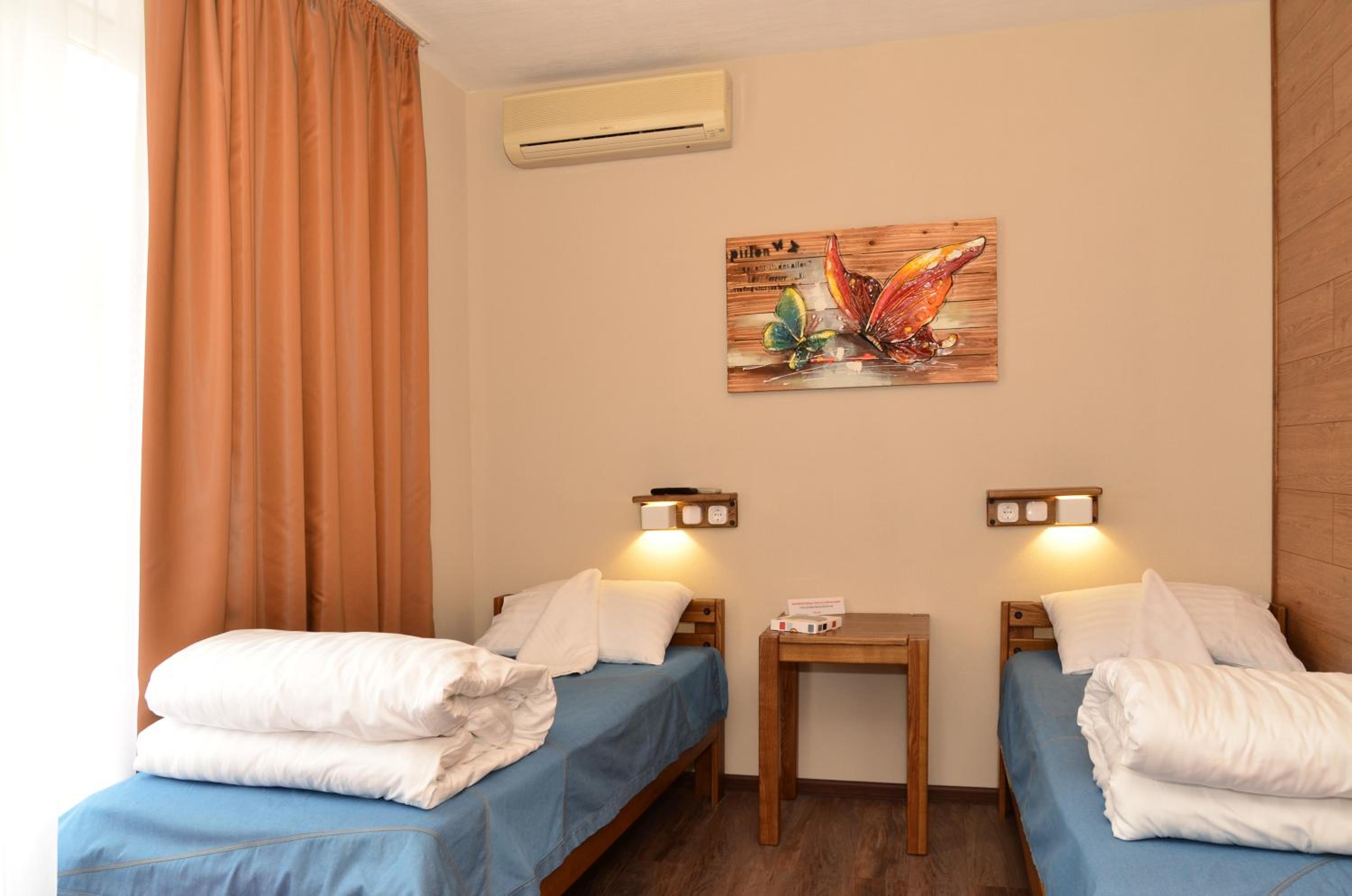 Double or Twin Room photo 1