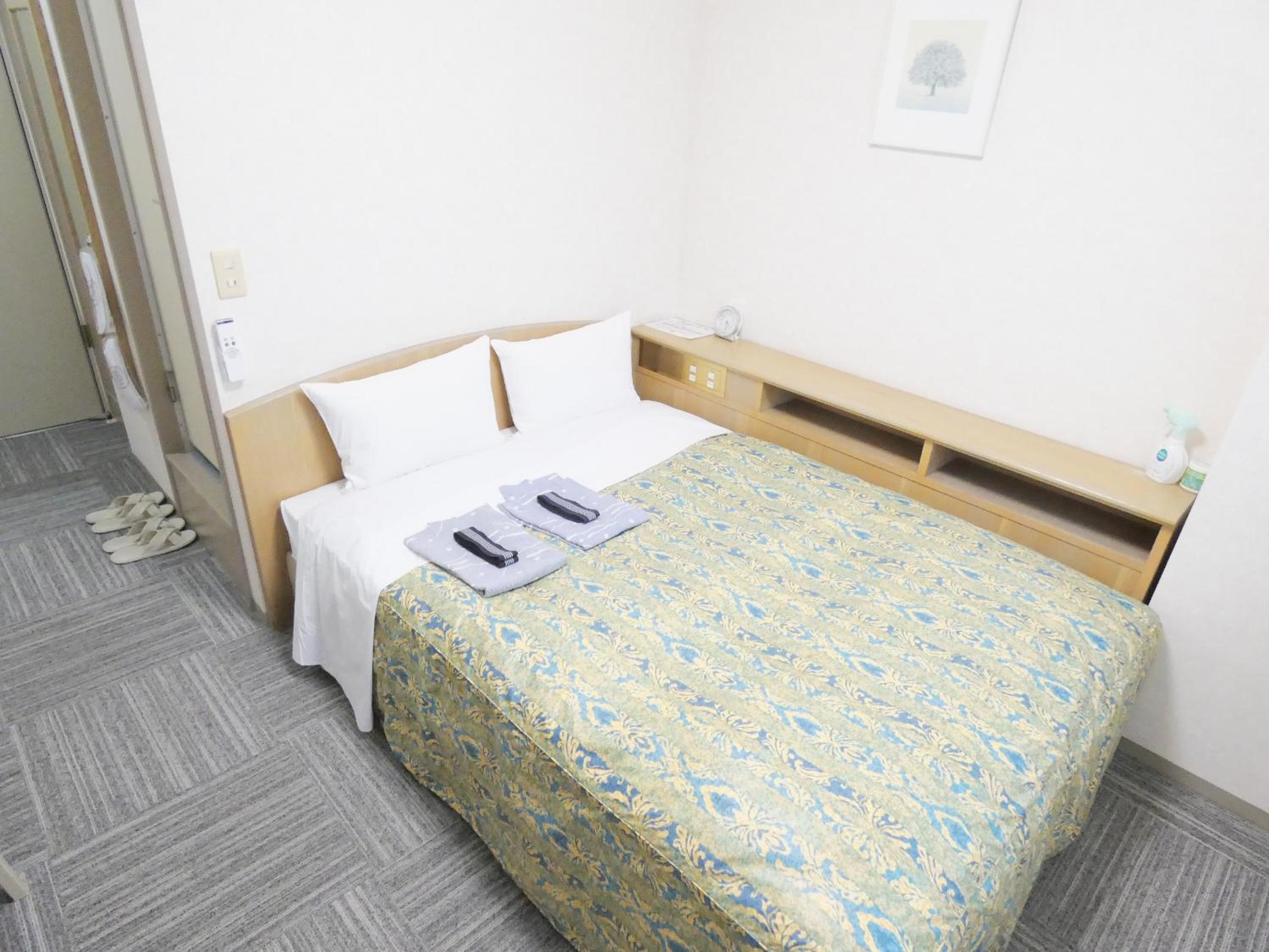 Double Room - Non-Smoking  photo 2