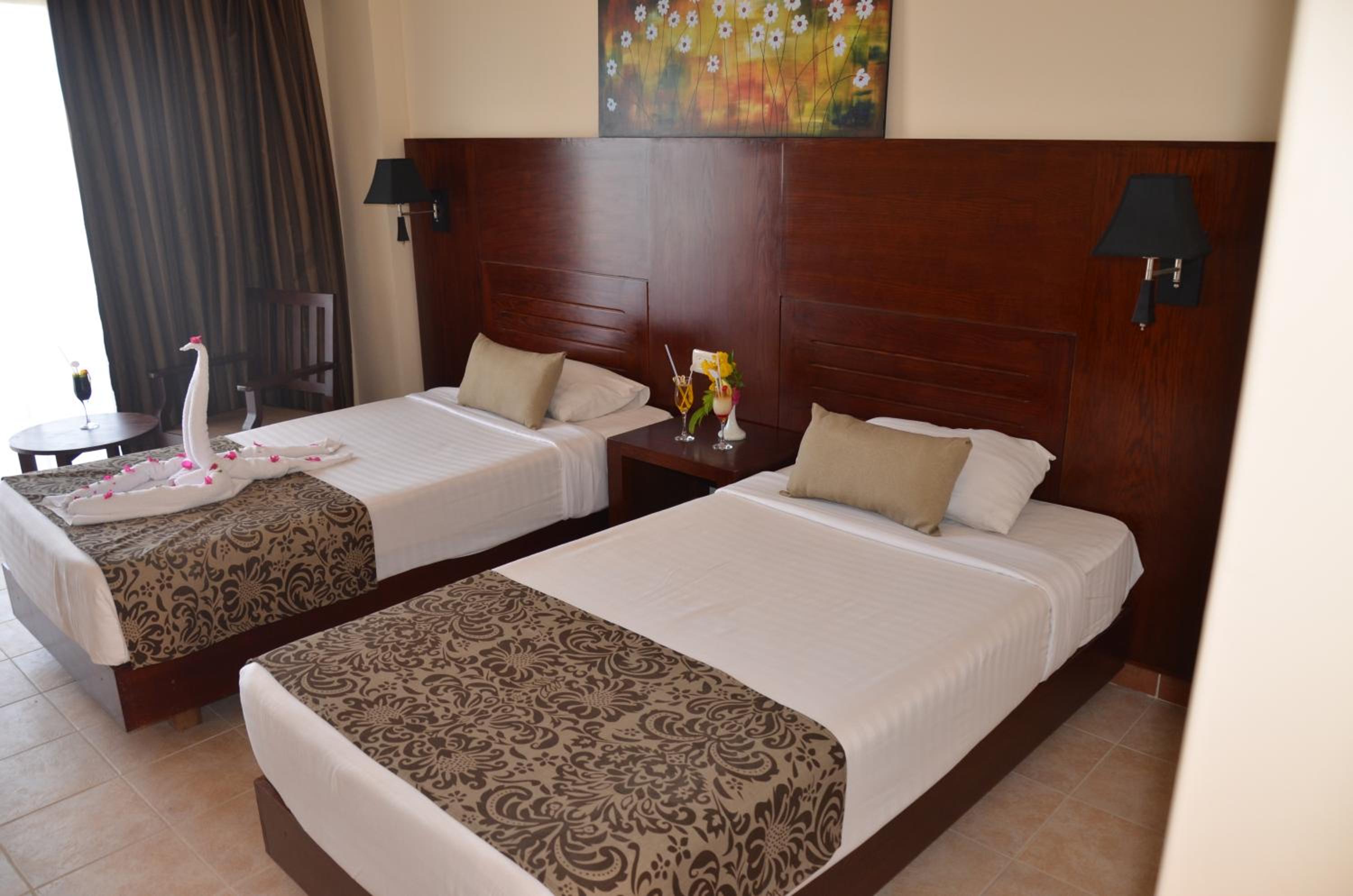 Deluxe Double or Twin Room with Beach Front