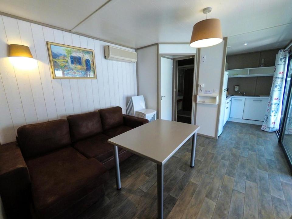 Three-Bedroom Chalet photo 2