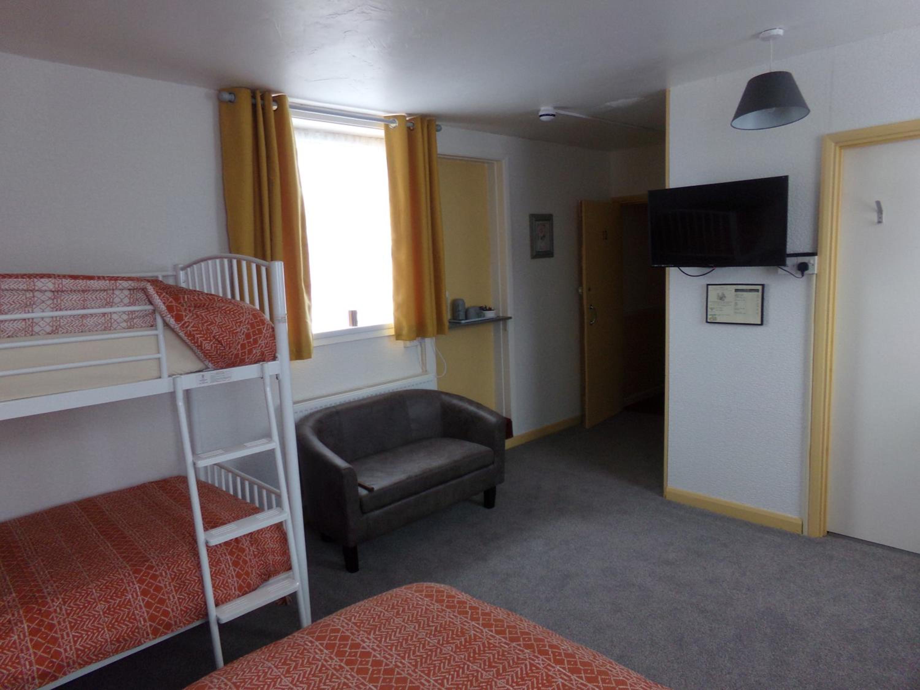 Standard Quadruple Room photo 3