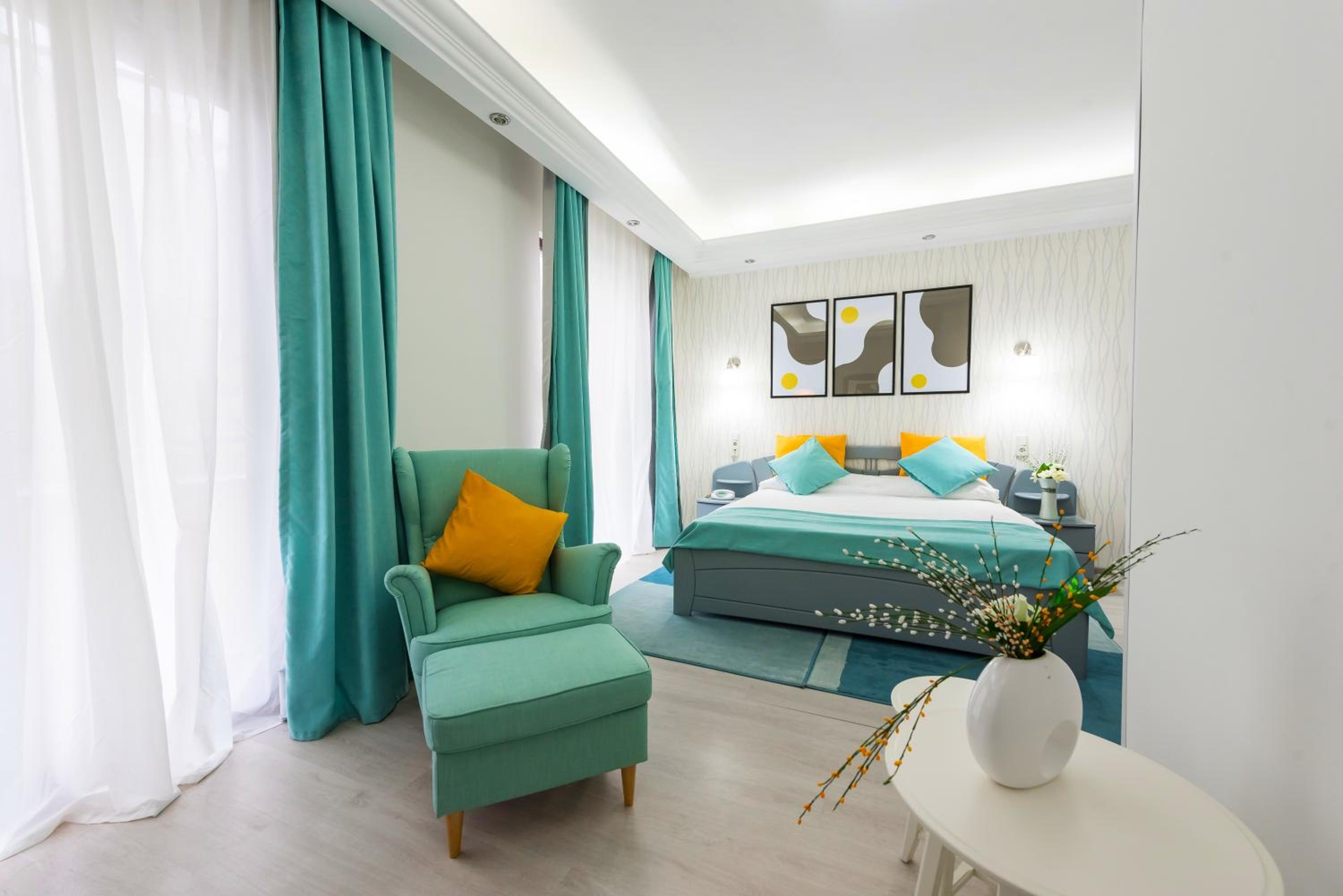 Standard Double Room - Photo 1