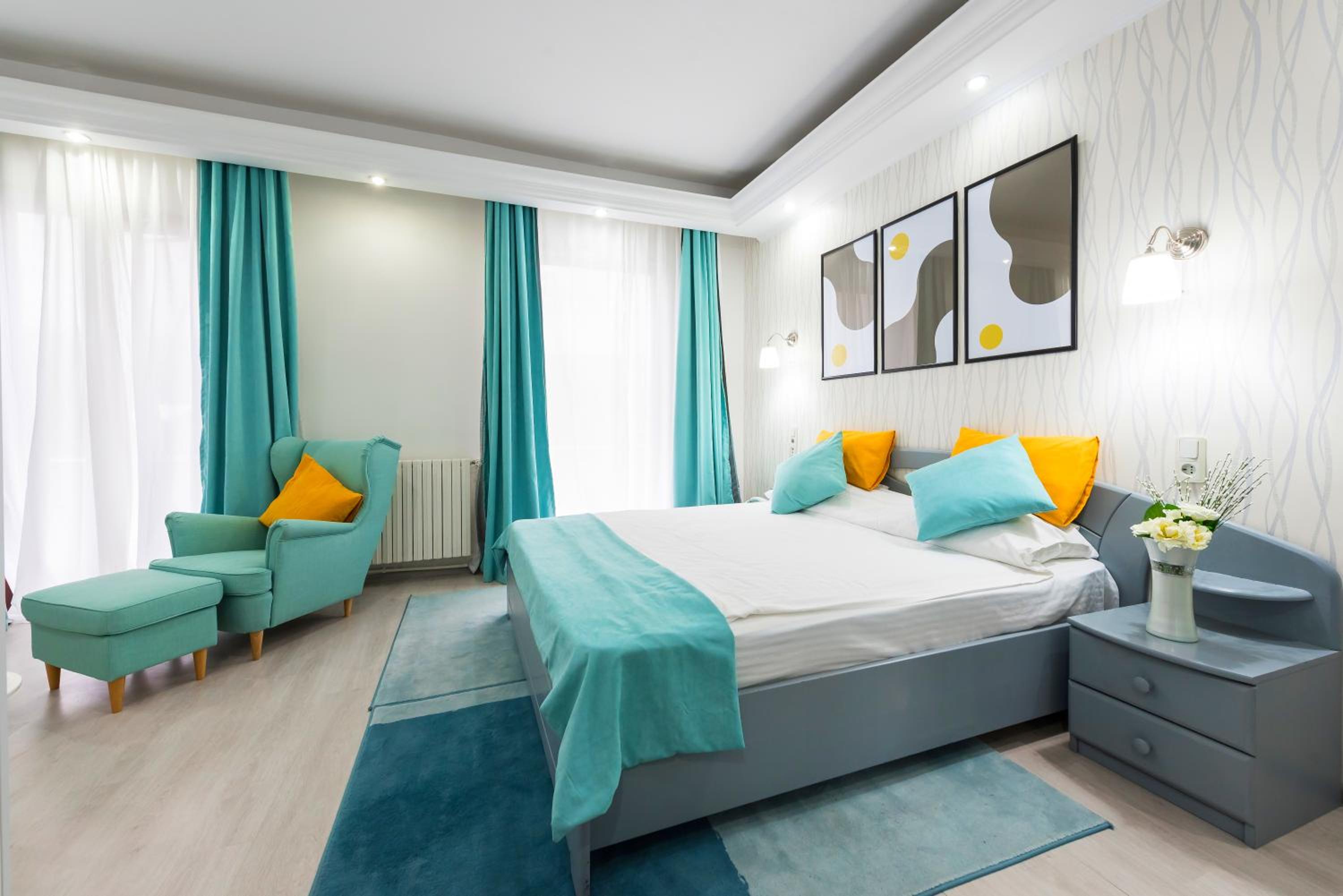 Standard Double Room - Photo 8
