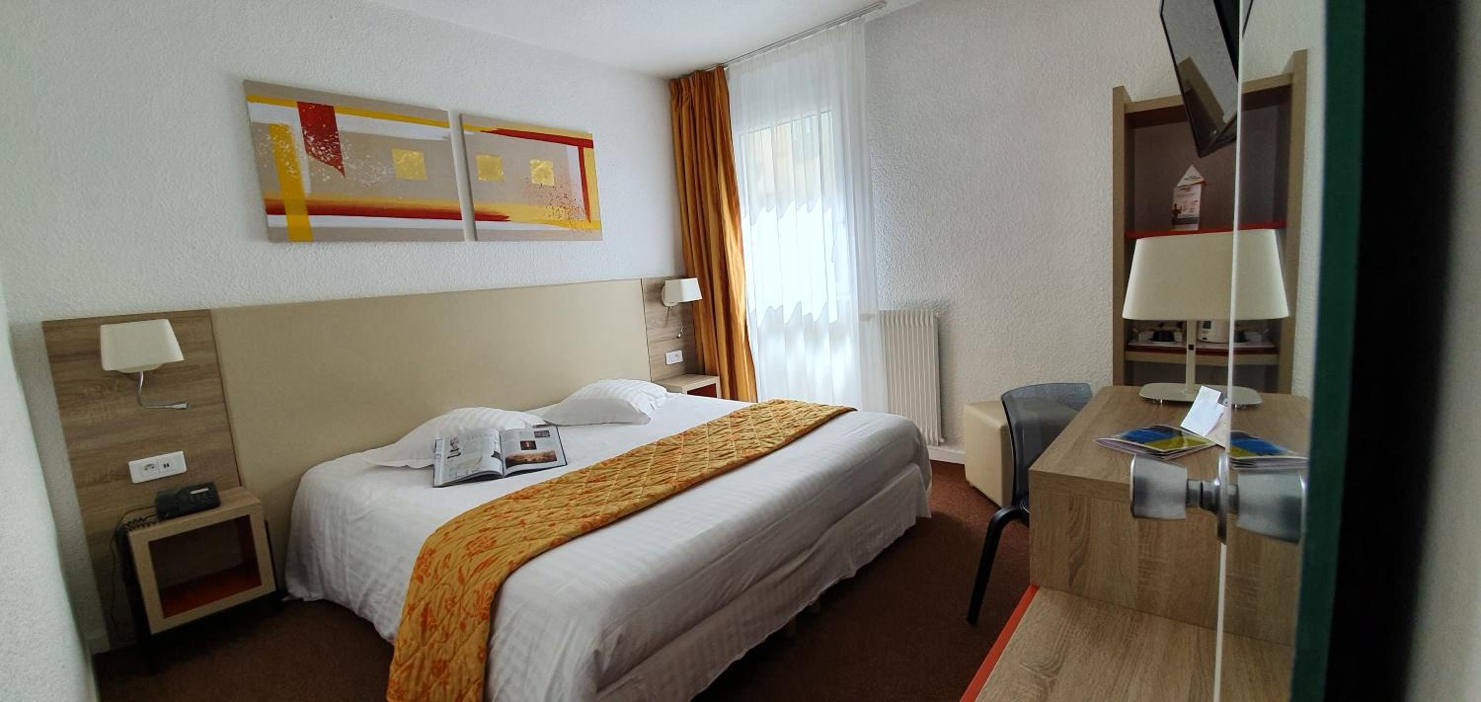 Classic Double Room City Side photo 1