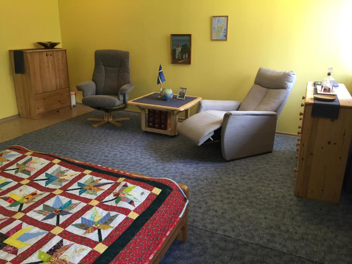 Budget Double Room photo 2