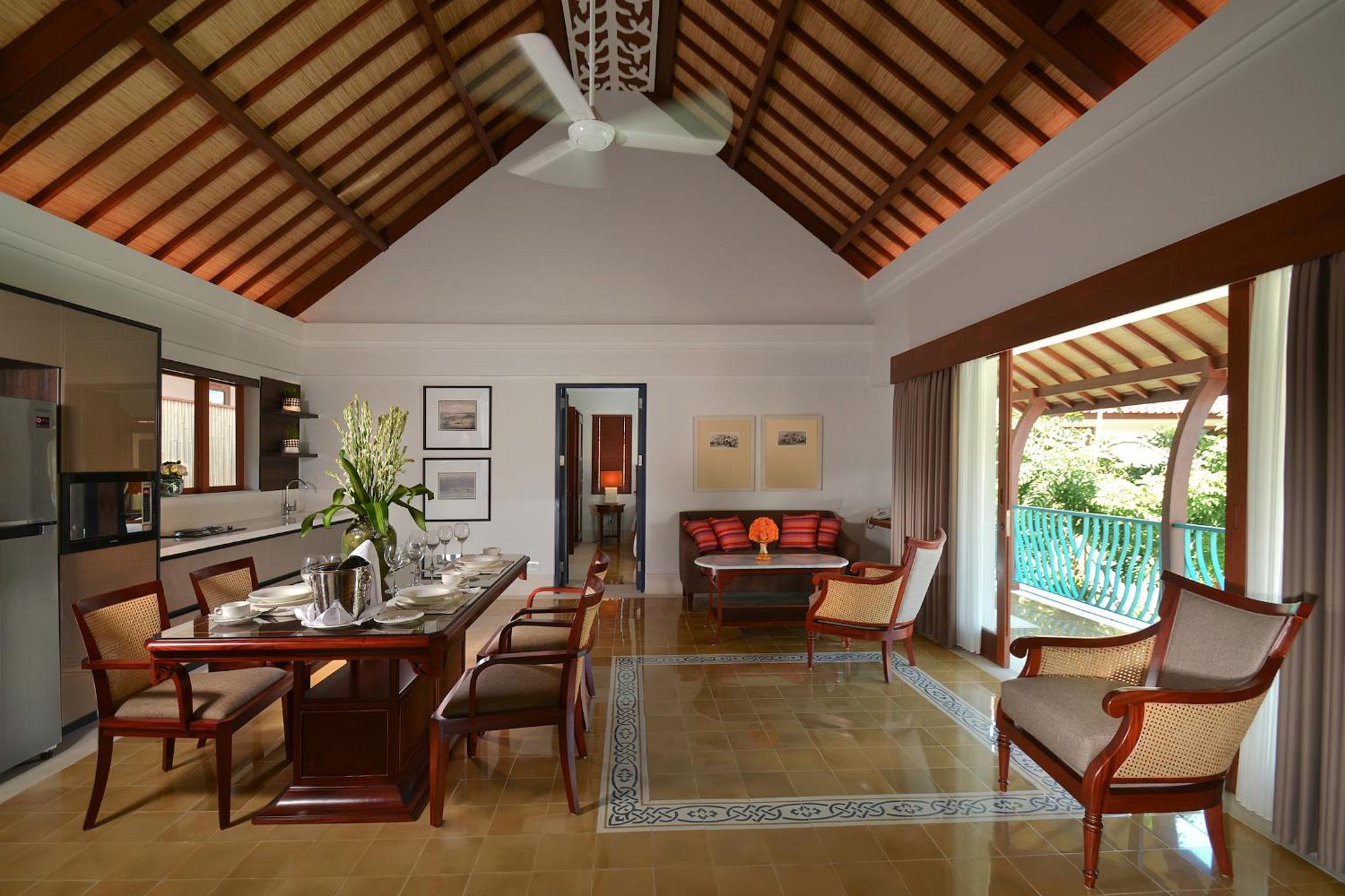 Two-Bedroom Apartment with Balcony - Photo 6