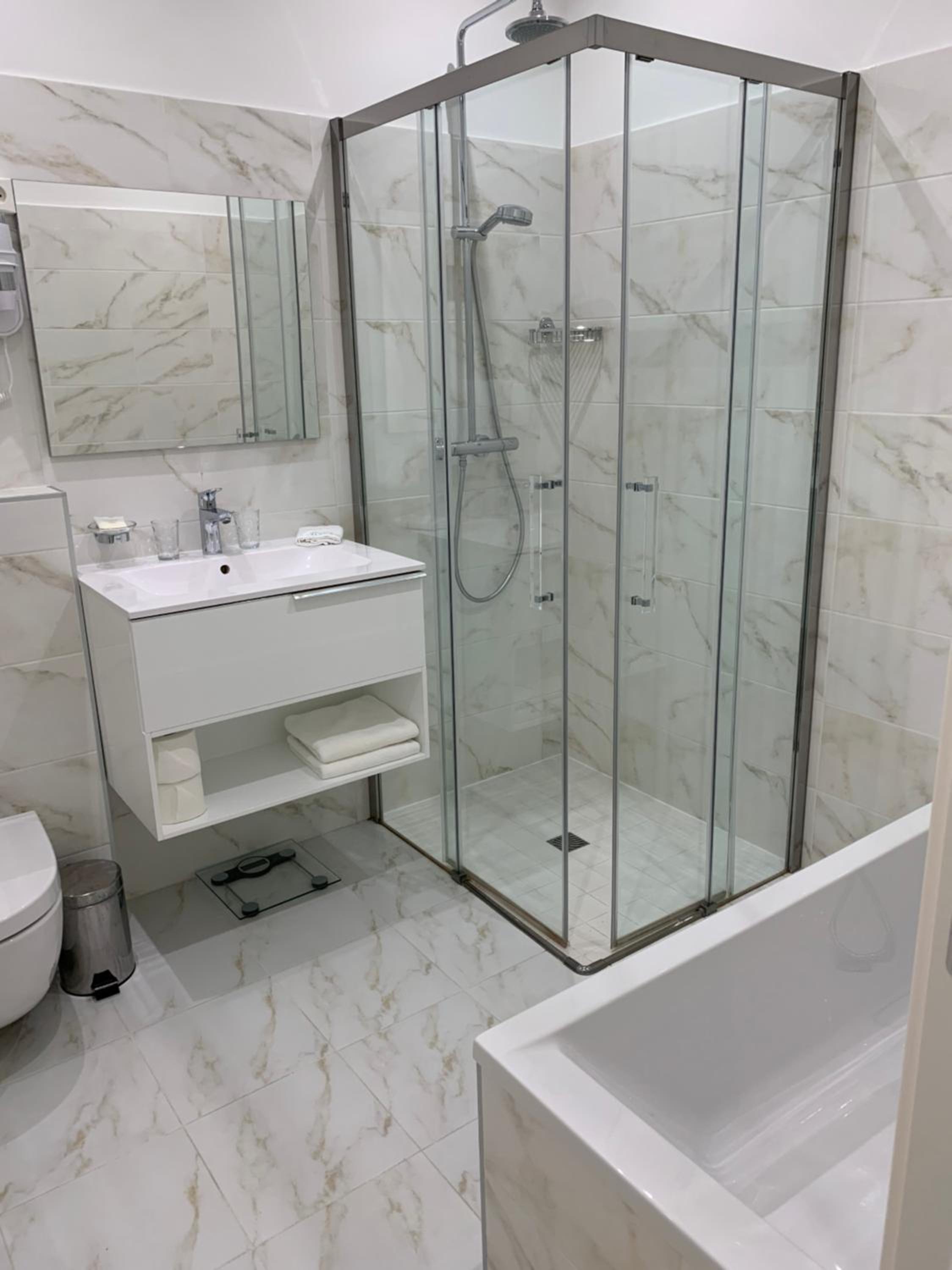 Double or Twin Room with Terrace - Sea View photo 2