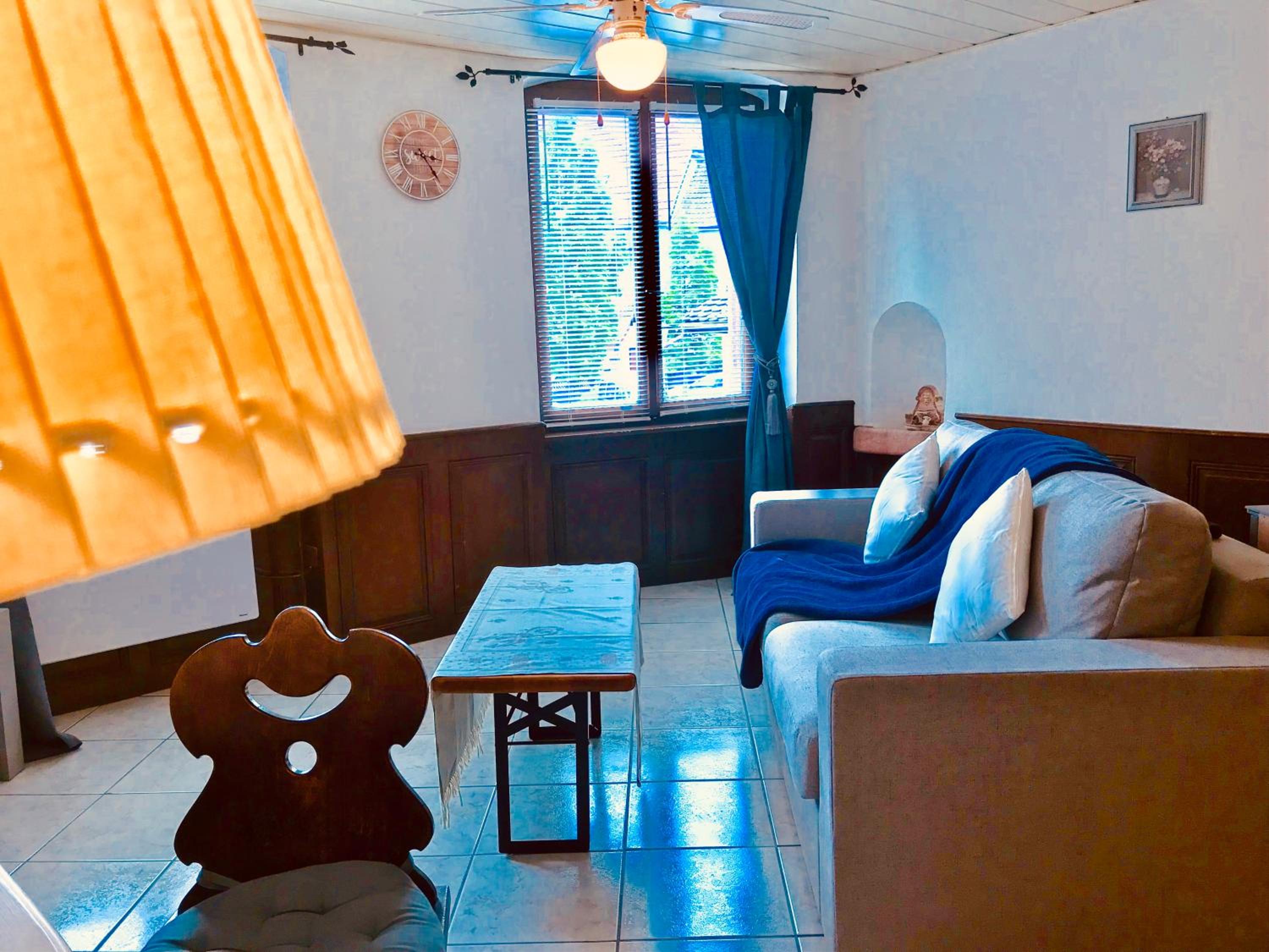 One-Bedroom Apartment - Photo 8