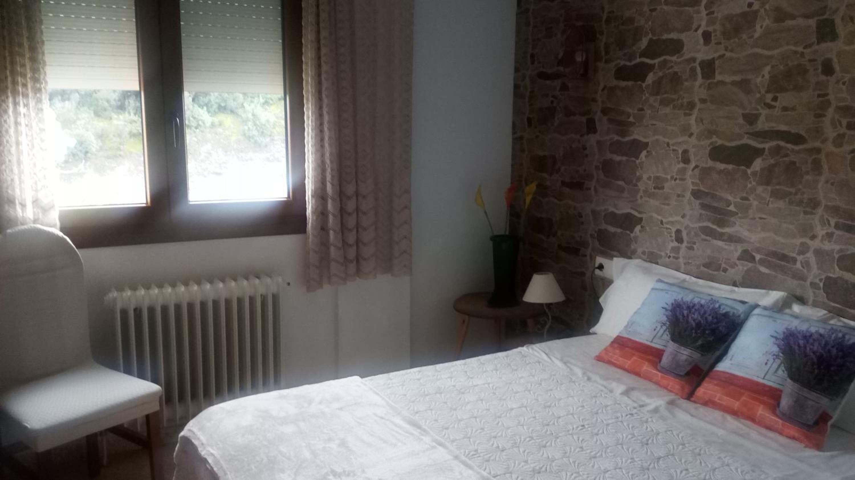 Double or Twin Room - Photo 2