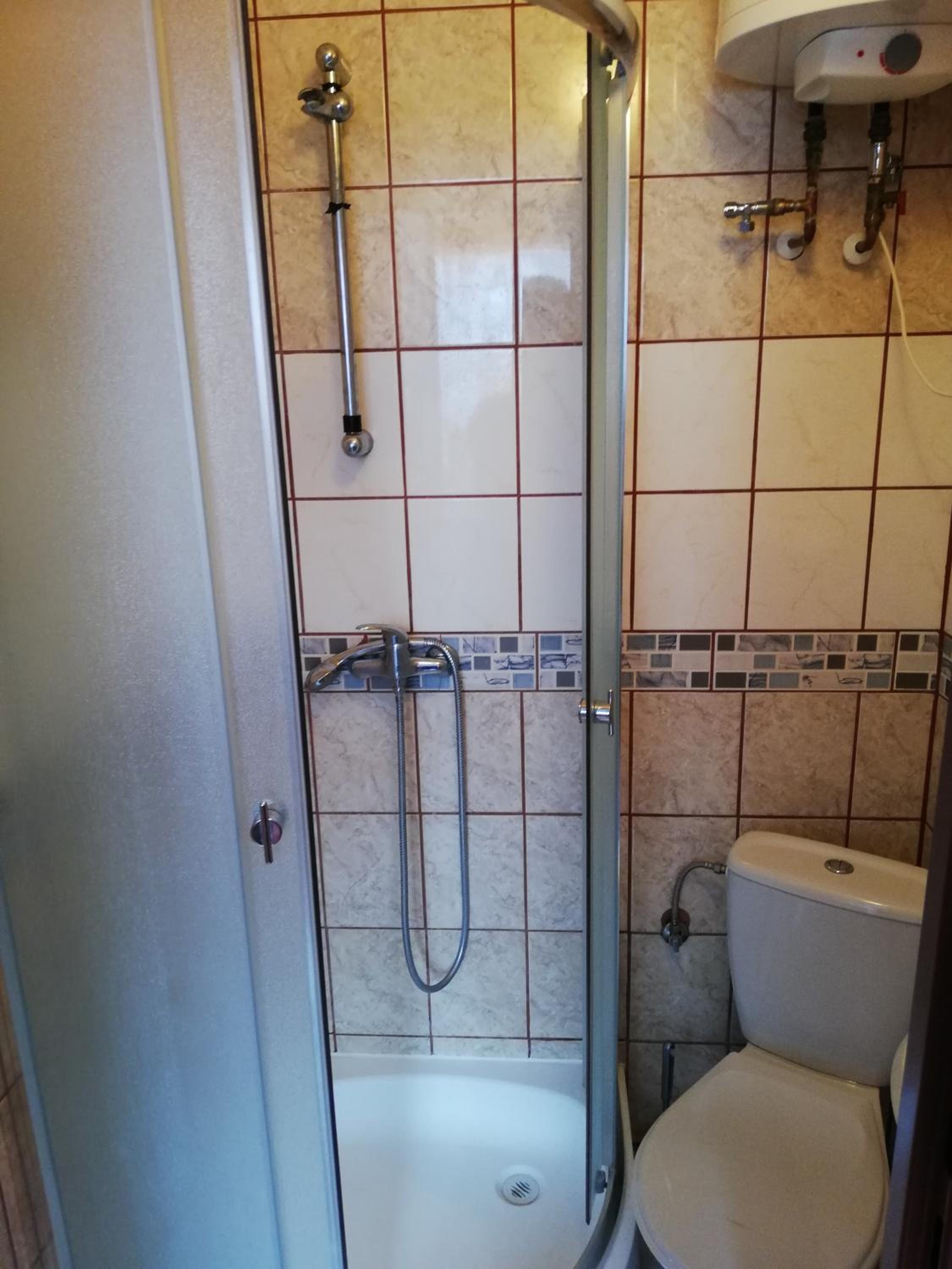 Twin Room with Bathroom photo 1