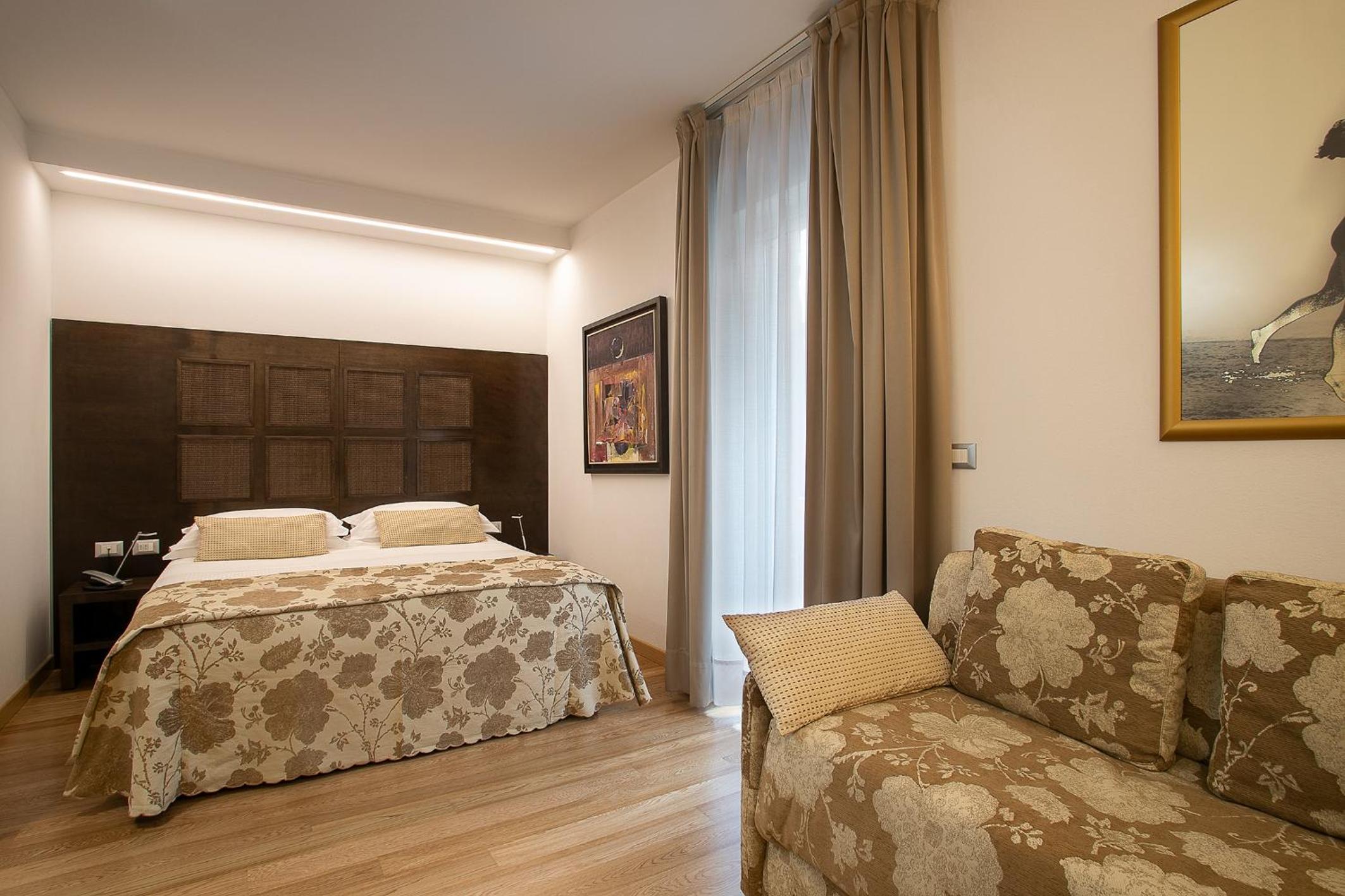 Deluxe Triple Room photo 3